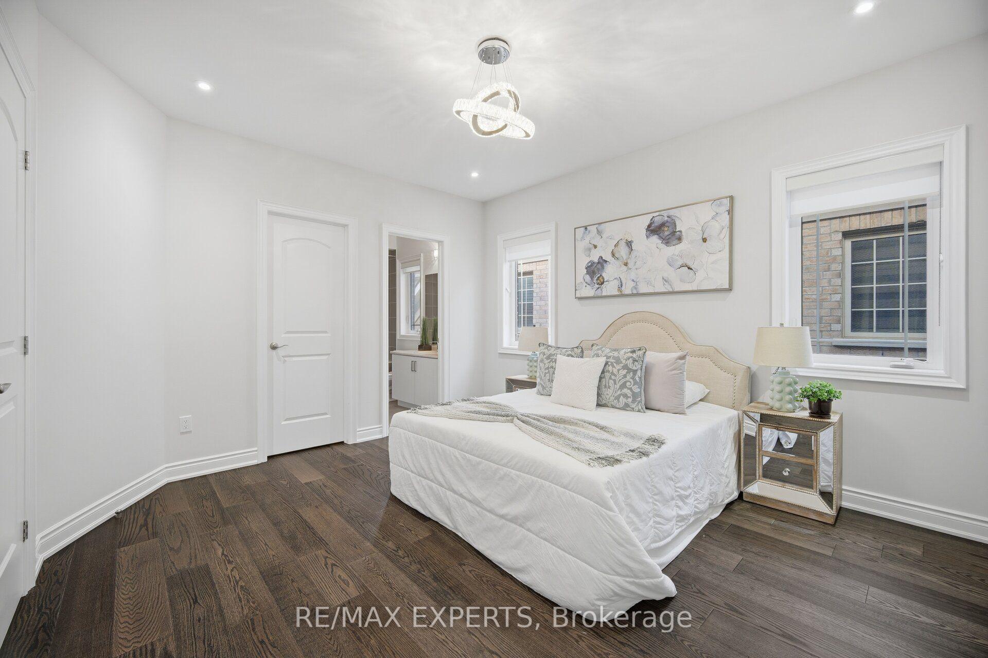 Photo 33 of 91 Woodgate Pines Drive, Vaughan, Kleinburg — HOMEH