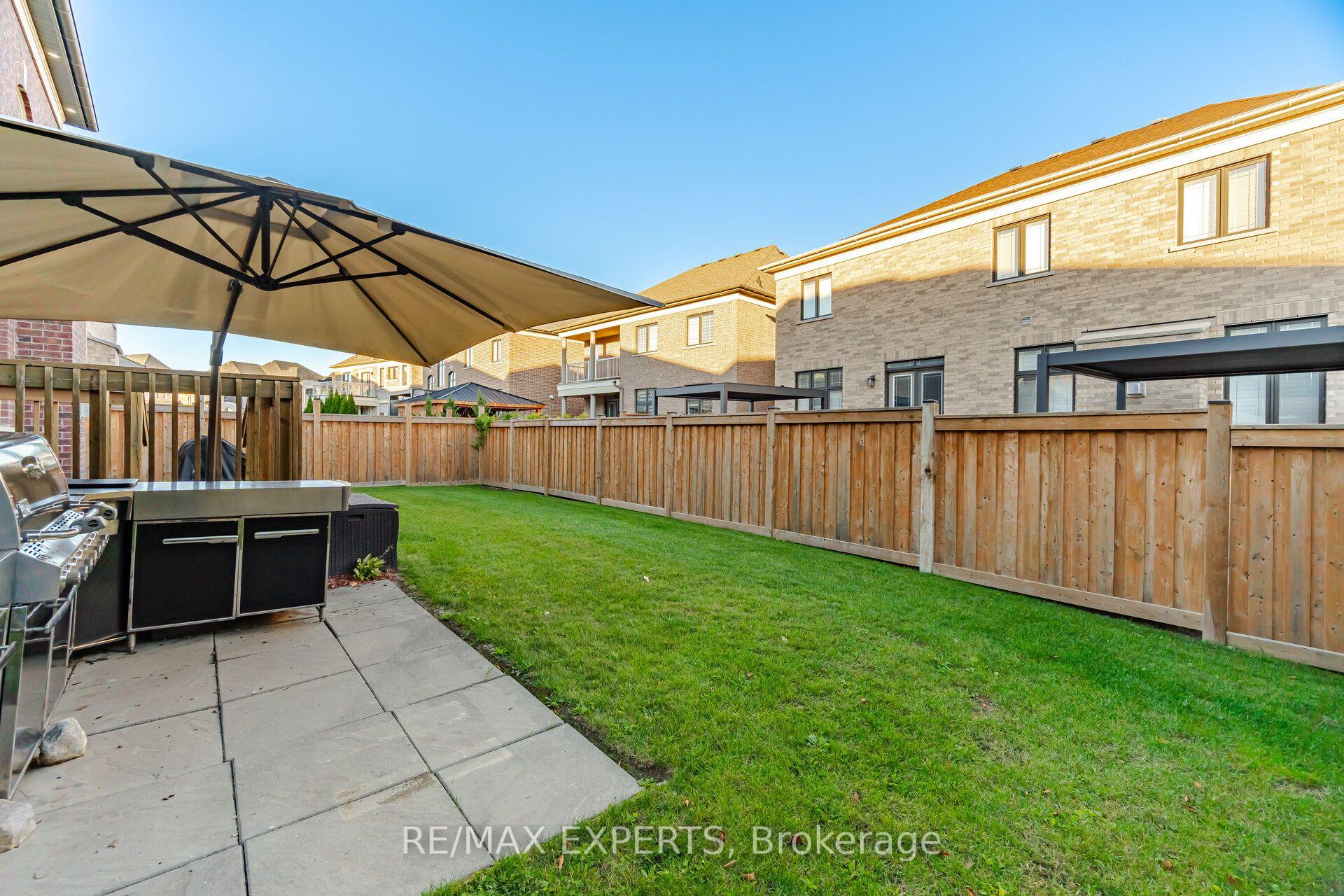 Photo 41 of 91 Woodgate Pines Drive, Vaughan, Kleinburg — HOMEH