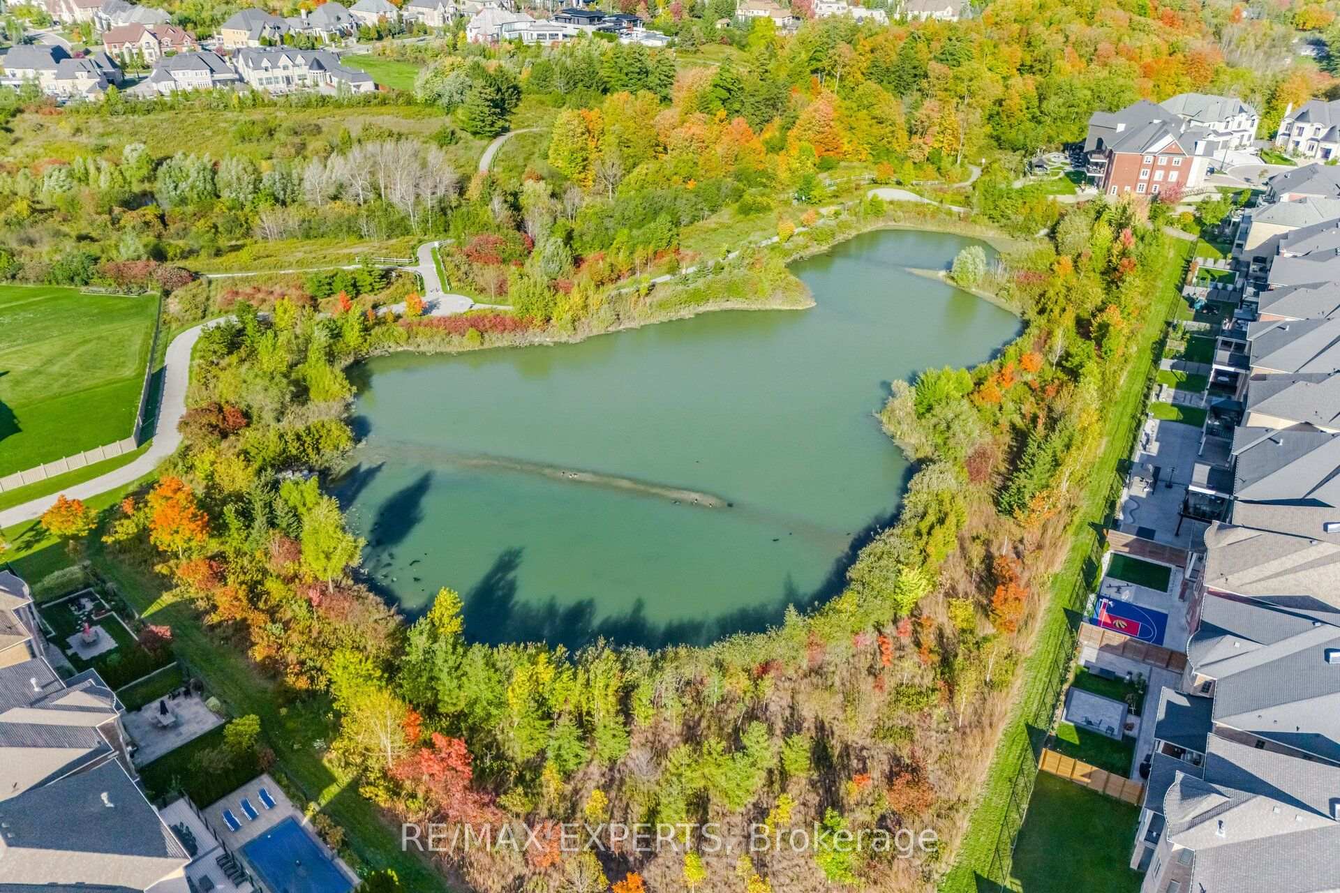 Photo 50 of 91 Woodgate Pines Drive, Vaughan, Kleinburg — HOMEH