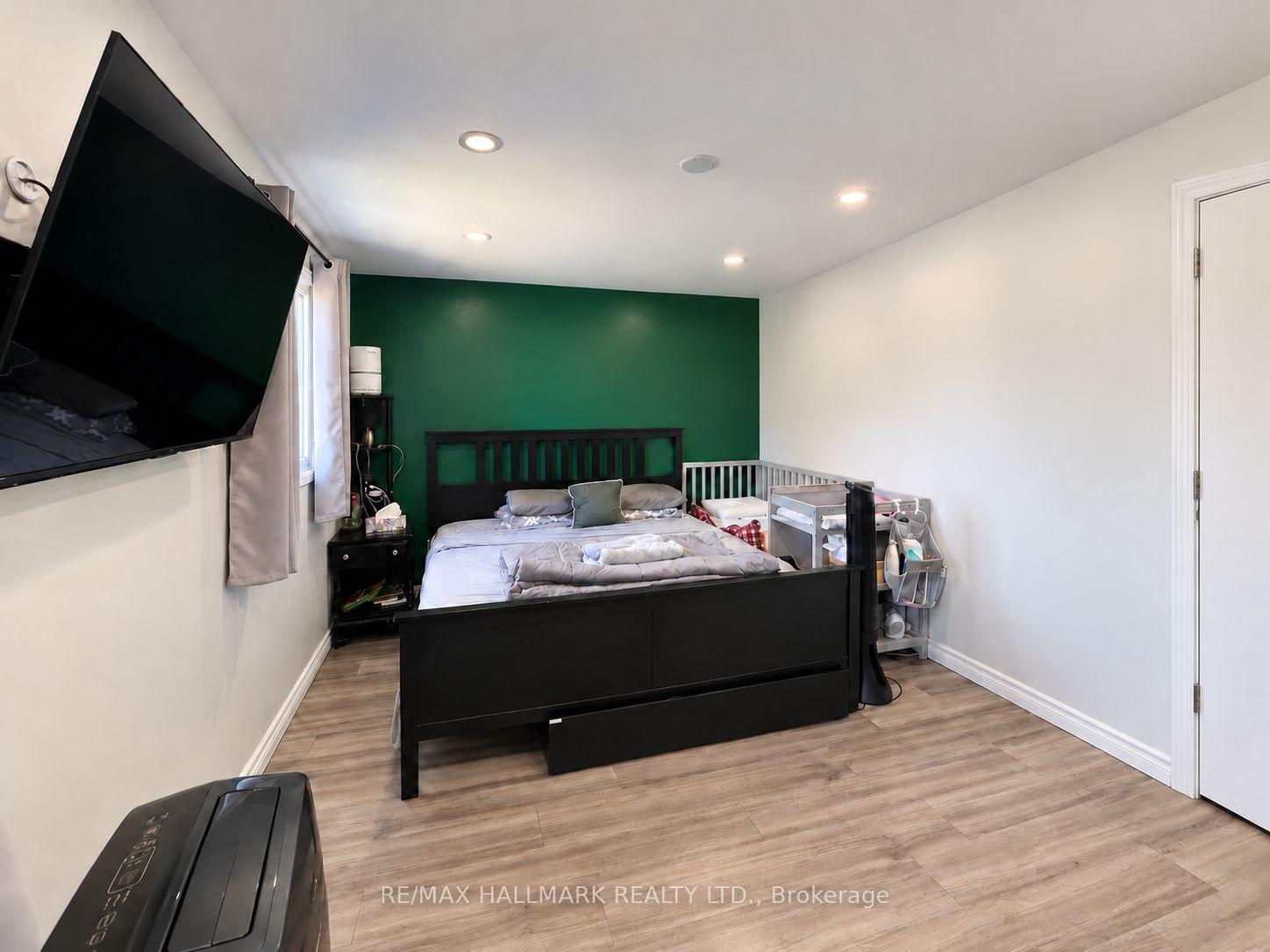 Photo 9 of Unit 98, 81 Hansen Road N, Brampton, Madoc — HOMEH