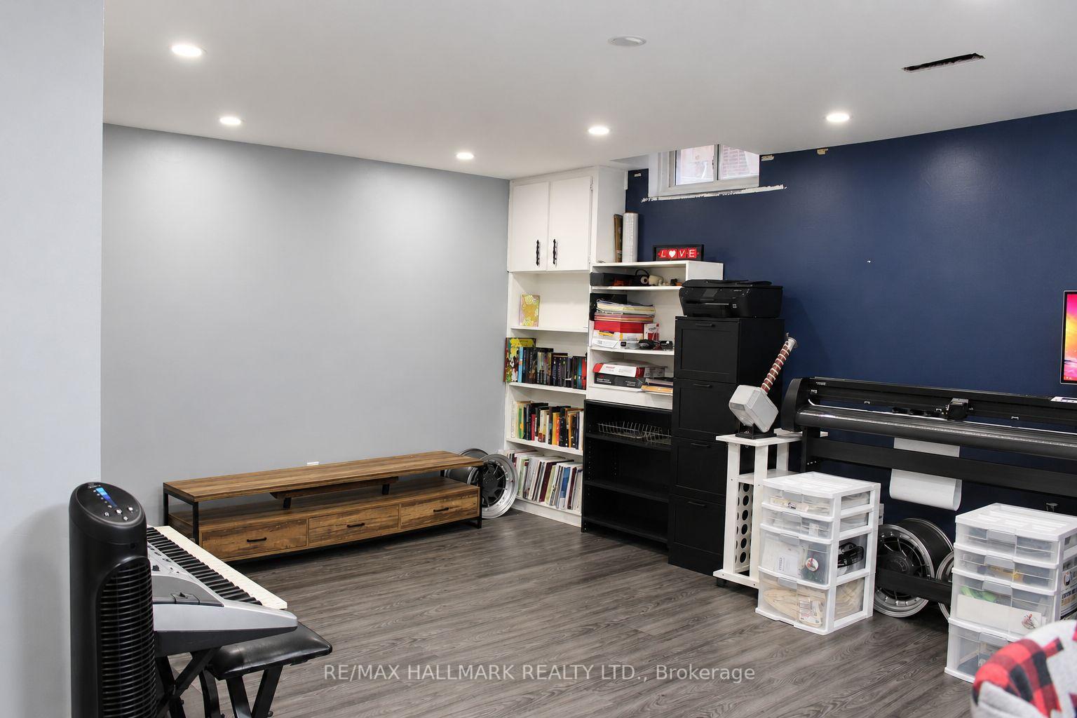 Photo 17 of Unit 98, 81 Hansen Road N, Brampton, Madoc — HOMEH