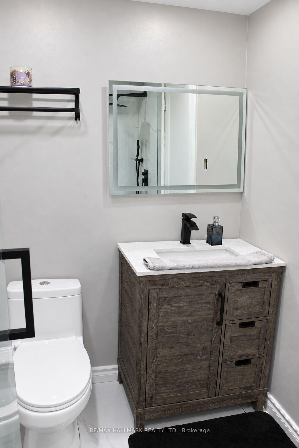 Photo 20 of Unit 98, 81 Hansen Road N, Brampton, Madoc — HOMEH