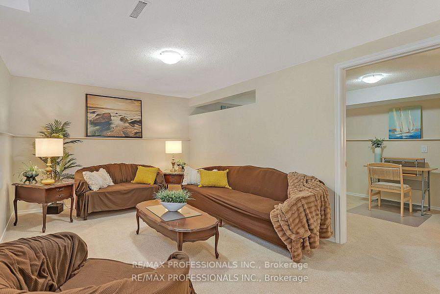 Photo 11 of Unit Lower, 124 Panter Crescent, Ajax, South West — HOMEH