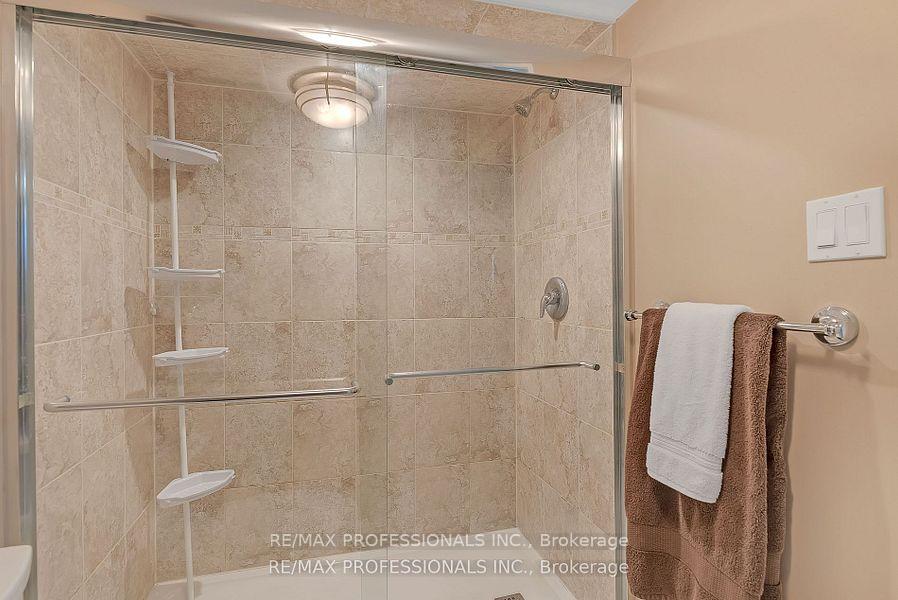 Photo 19 of Unit Lower, 124 Panter Crescent, Ajax, South West — HOMEH