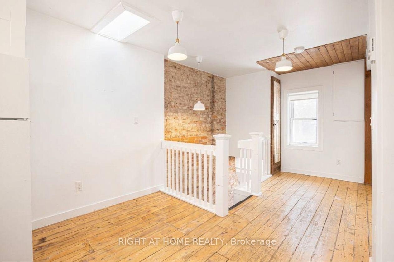 Photo 6 of 725 Indian Road, Toronto, High Park North — HOMEH