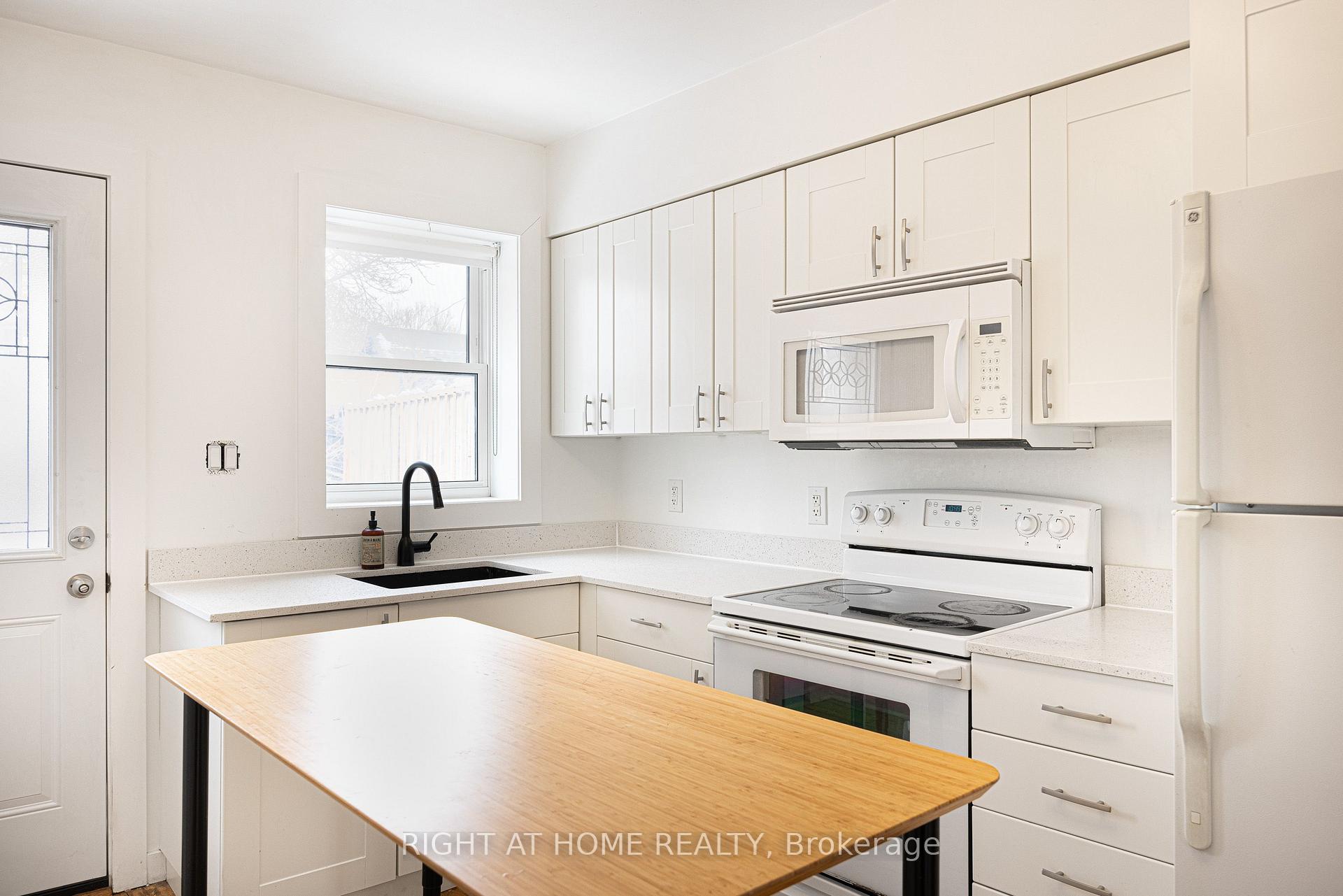 Photo 8 of 725 Indian Road, Toronto, High Park North — HOMEH