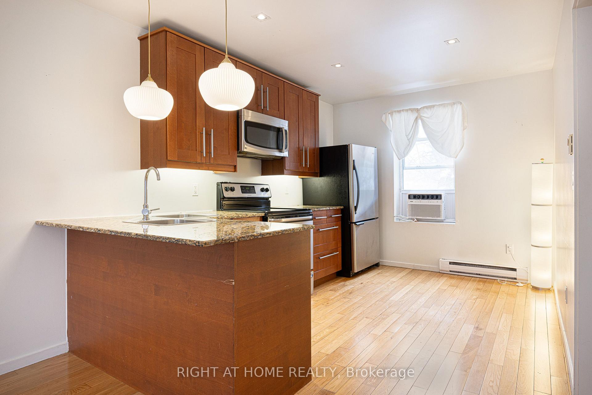 Photo 18 of 725 Indian Road, Toronto, High Park North — HOMEH