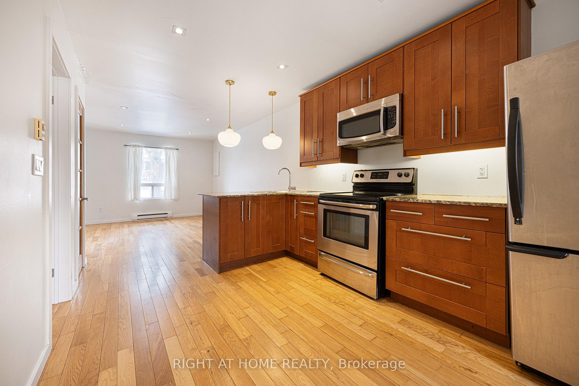 Photo 20 of 725 Indian Road, Toronto, High Park North — HOMEH