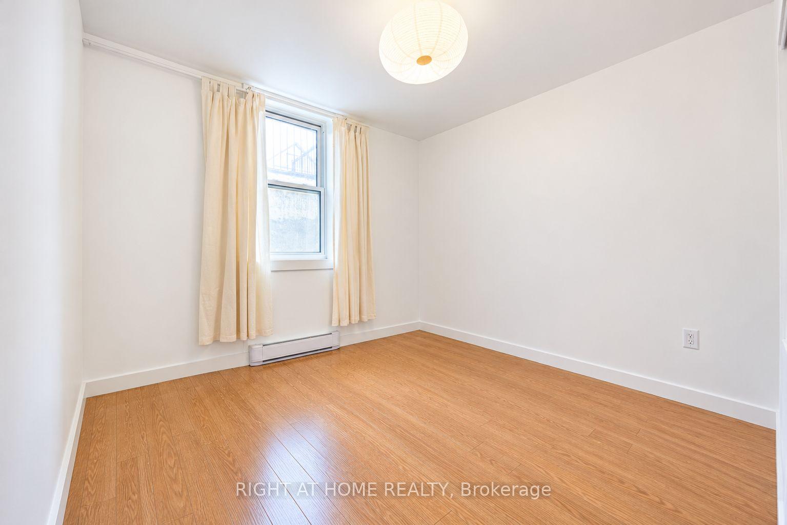 Photo 35 of 725 Indian Road, Toronto, High Park North — HOMEH