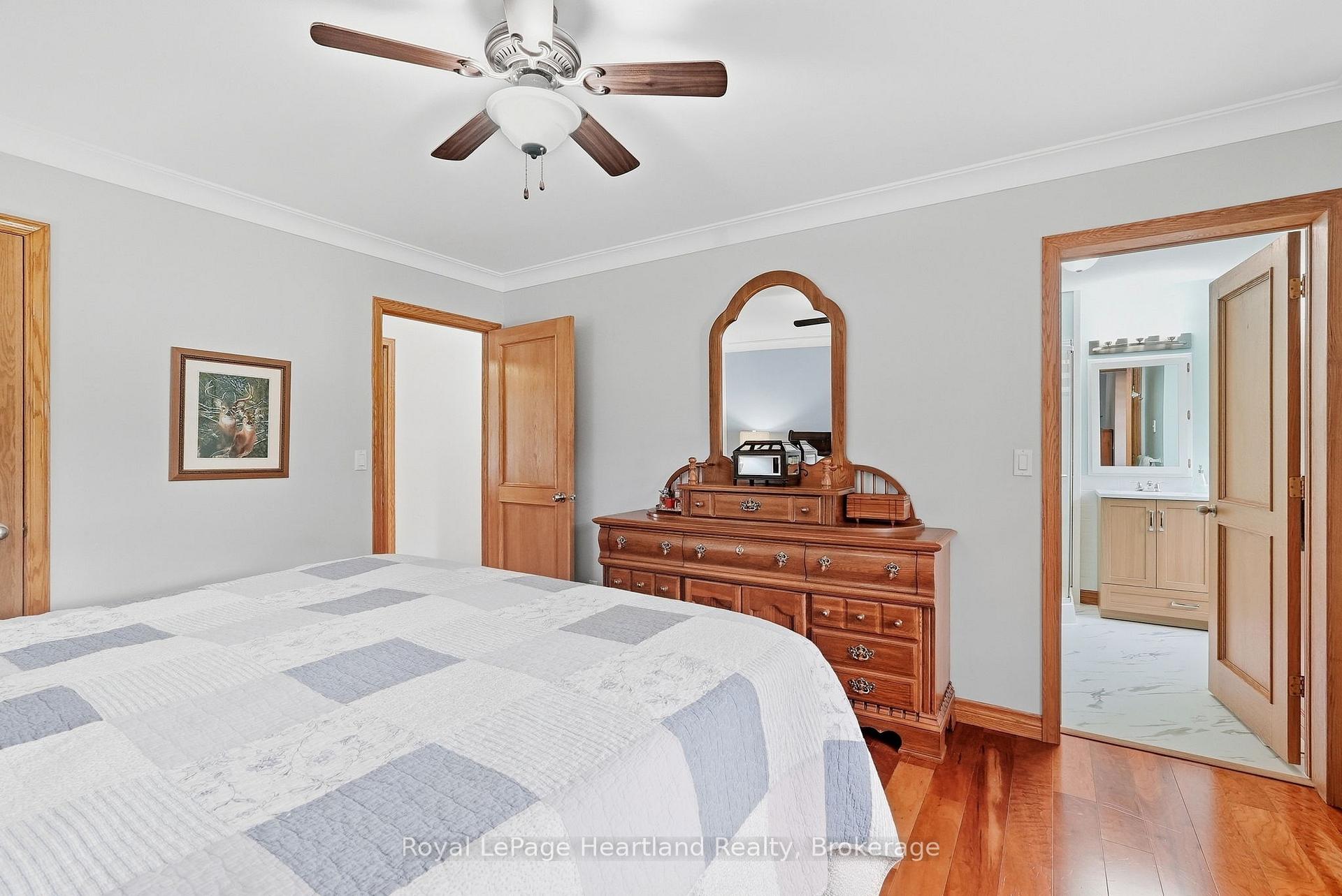 Photo 41 of 2044 Alma Street S, Howick — HOMEH