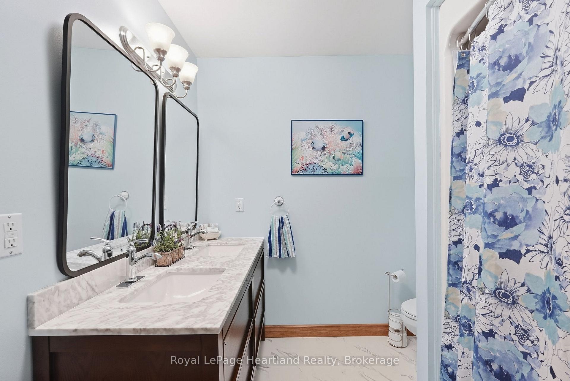 Photo 42 of 2044 Alma Street S, Howick — HOMEH