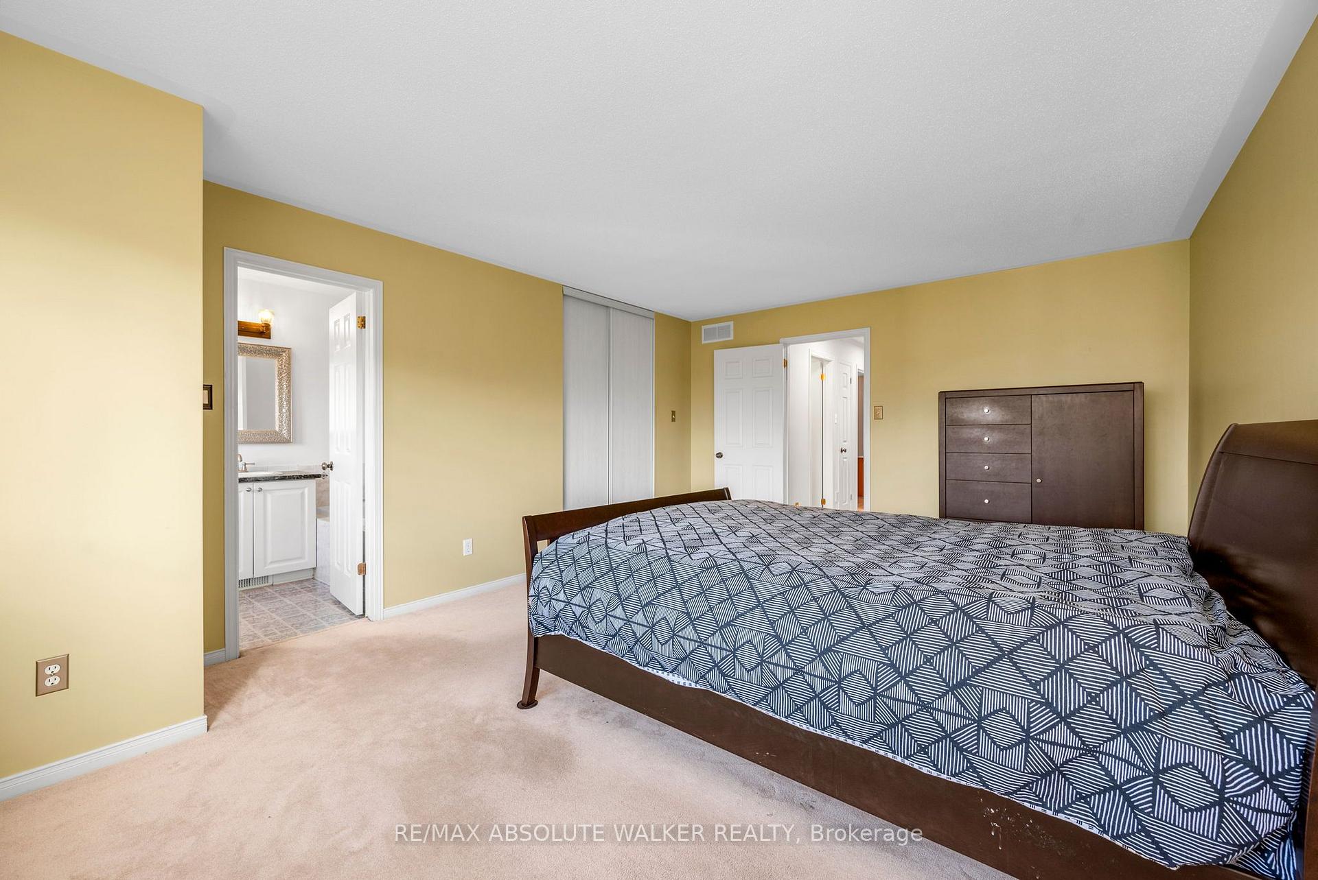 Photo 20 of 6376 Sablewood Place, Ottawa, Chapel Hill — HOMEH