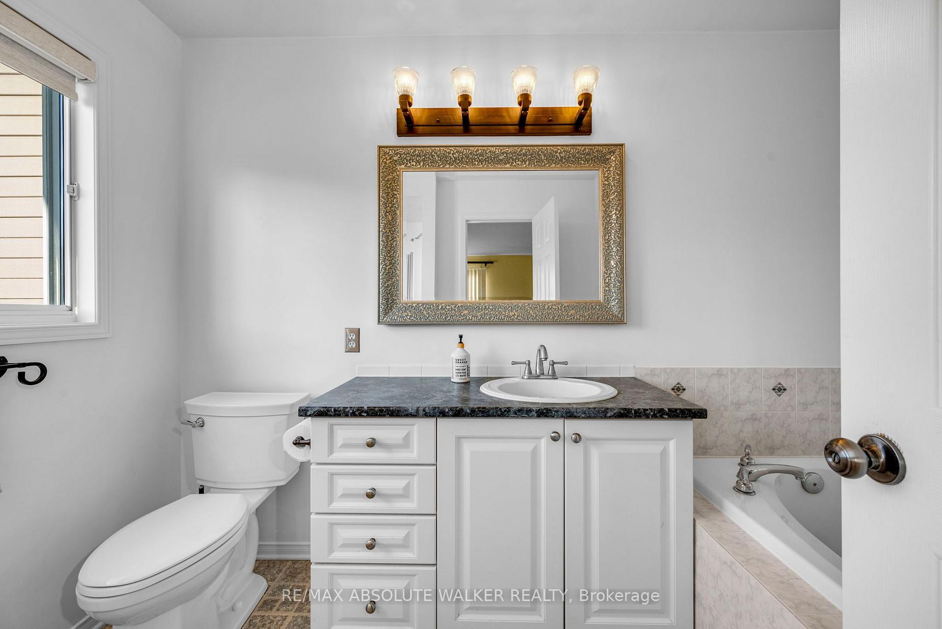 Photo 21 of 6376 Sablewood Place, Ottawa, Chapel Hill — HOMEH