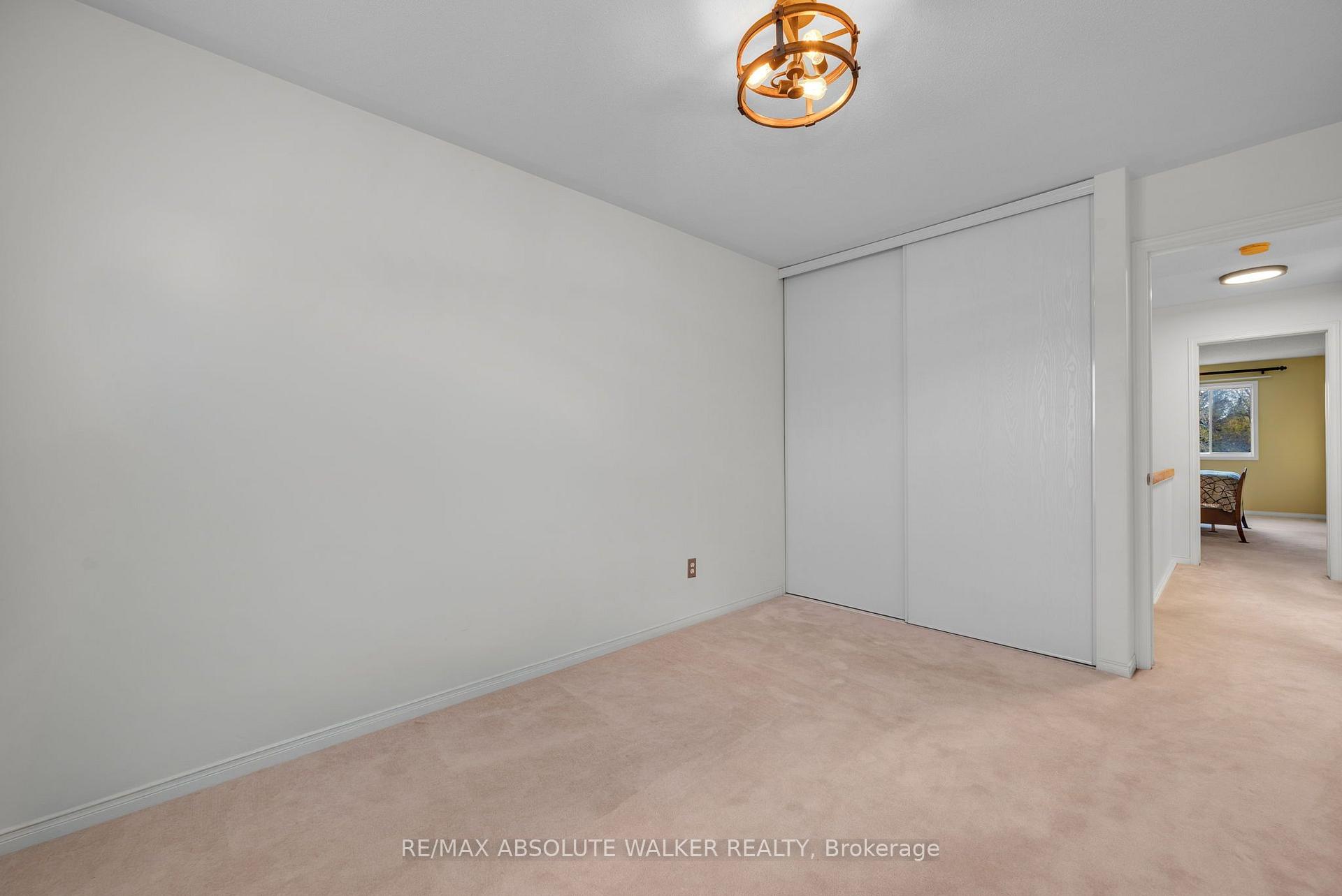 Photo 26 of 6376 Sablewood Place, Ottawa, Chapel Hill — HOMEH