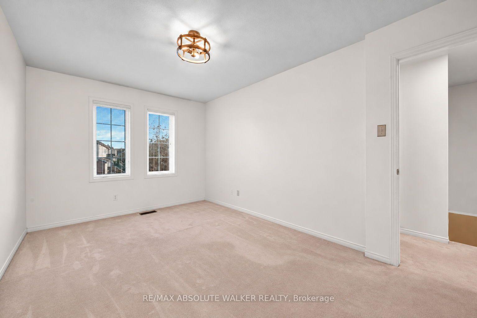 Photo 29 of 6376 Sablewood Place, Ottawa, Chapel Hill — HOMEH