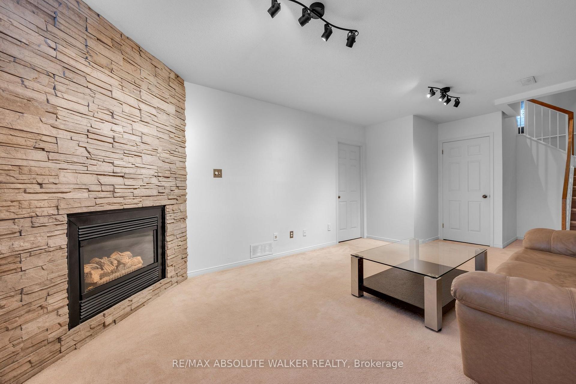 Photo 34 of 6376 Sablewood Place, Ottawa, Chapel Hill — HOMEH