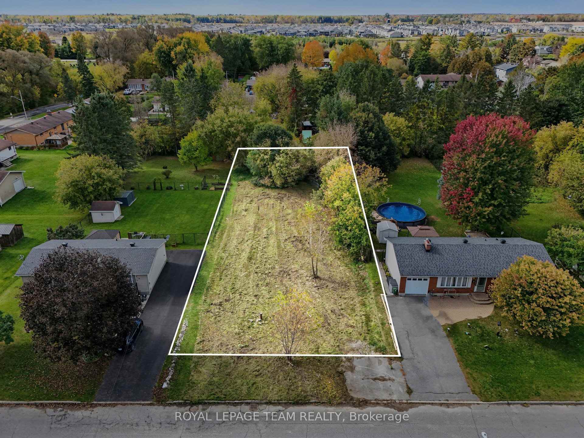 Photo 4 of 47 Fowler Street, Ottawa, Richmond — HOMEH