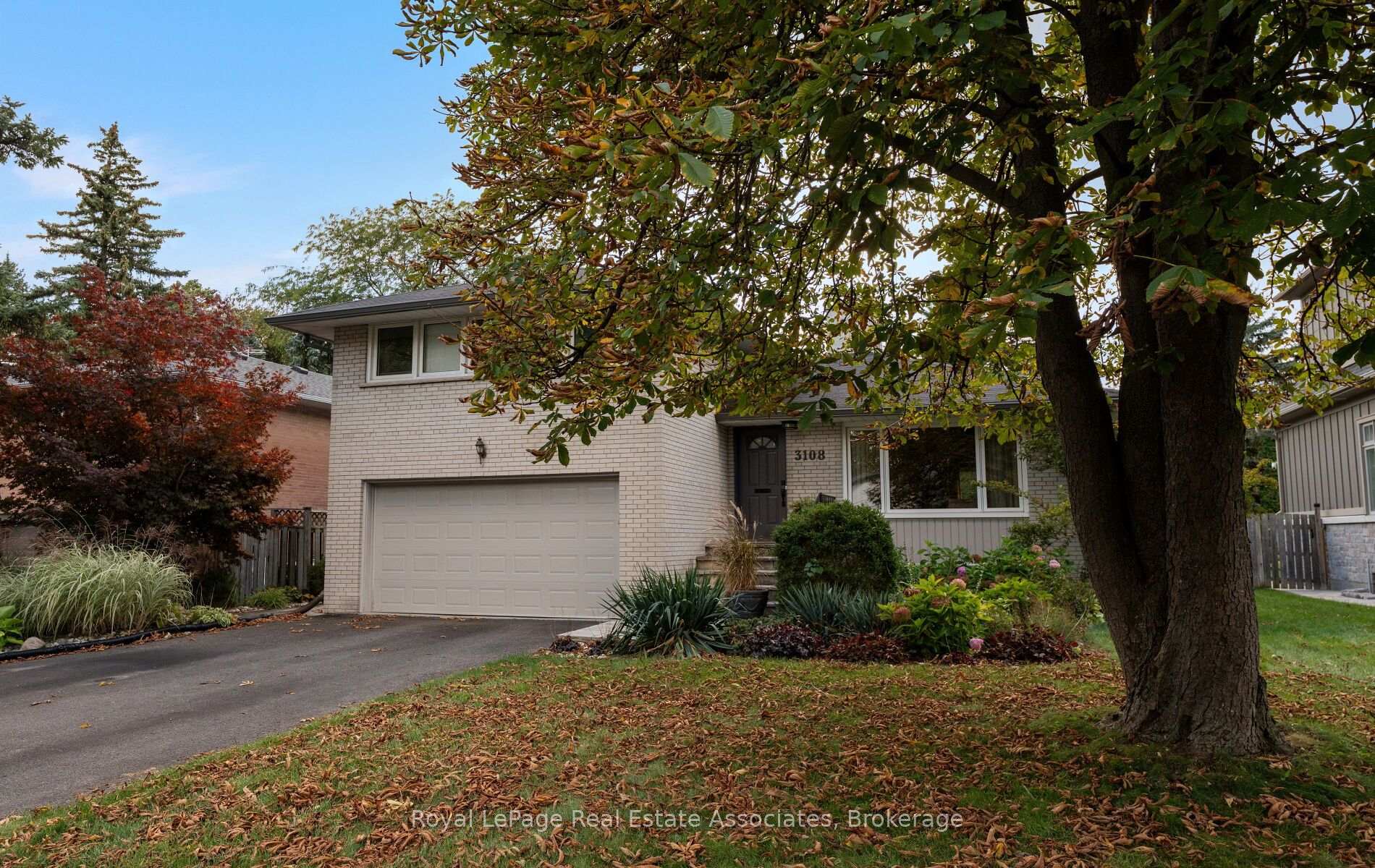 Photo 2 of 3108 O'Hagan Drive, Mississauga, Erindale — HOMEH
