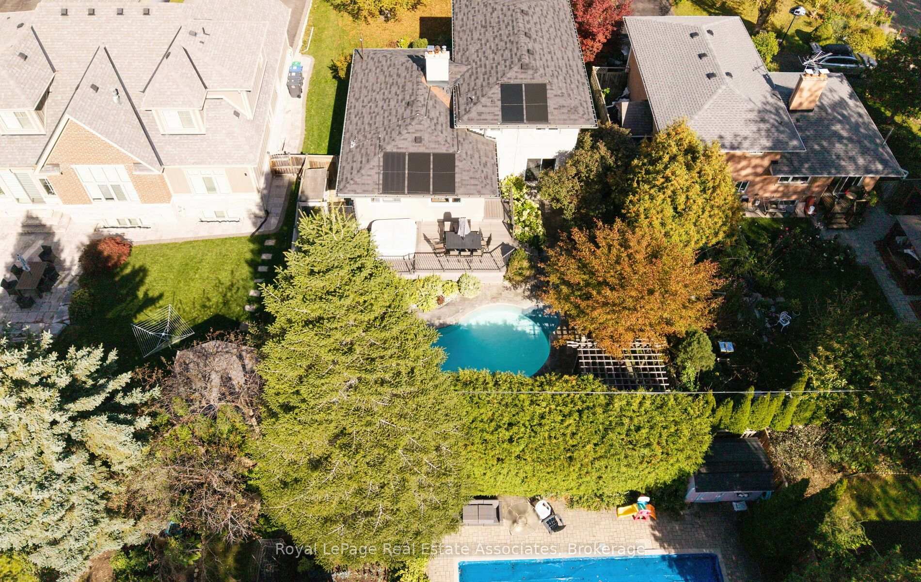 Photo 41 of 3108 O'Hagan Drive, Mississauga, Erindale — HOMEH
