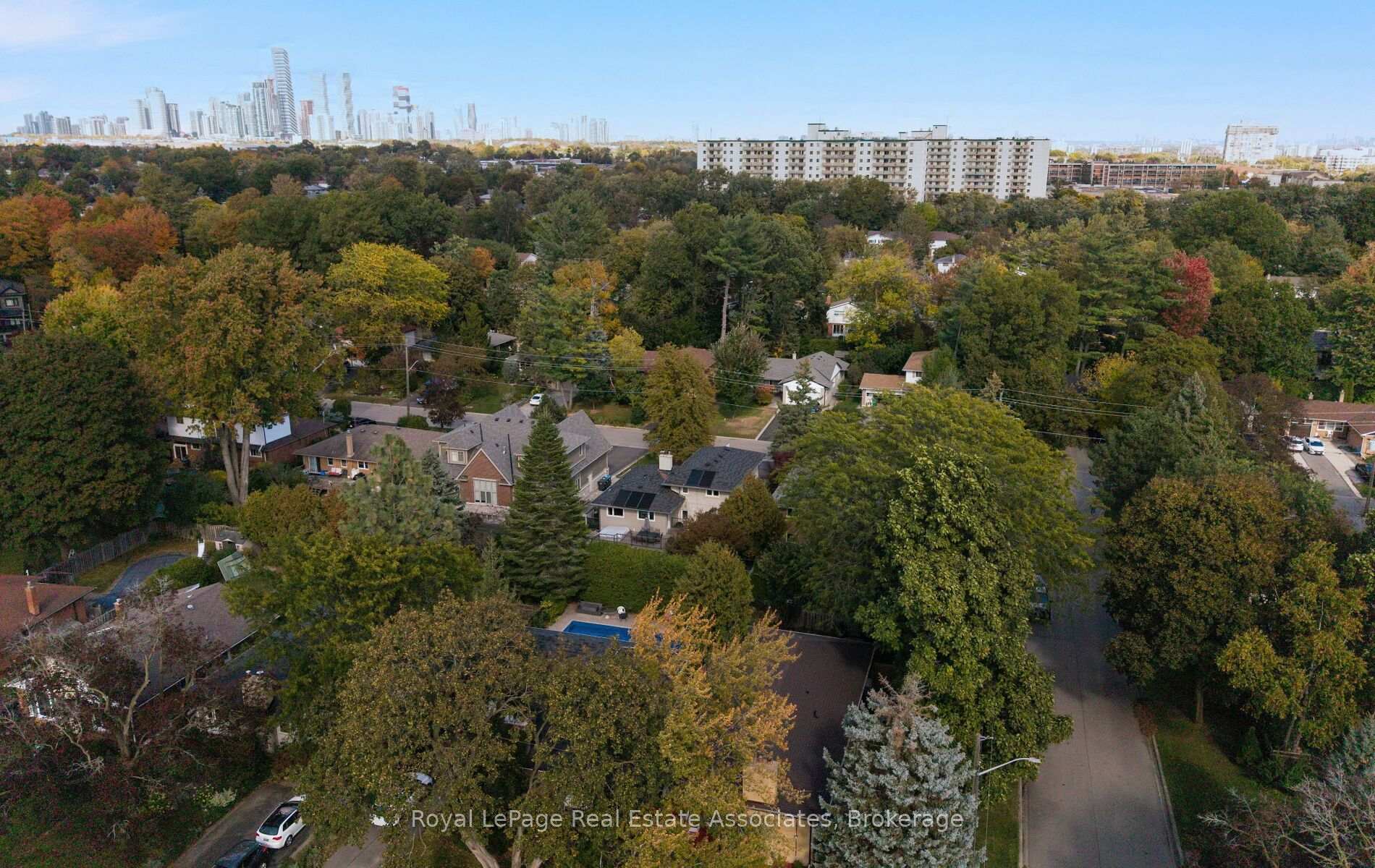 Photo 43 of 3108 O'Hagan Drive, Mississauga, Erindale — HOMEH