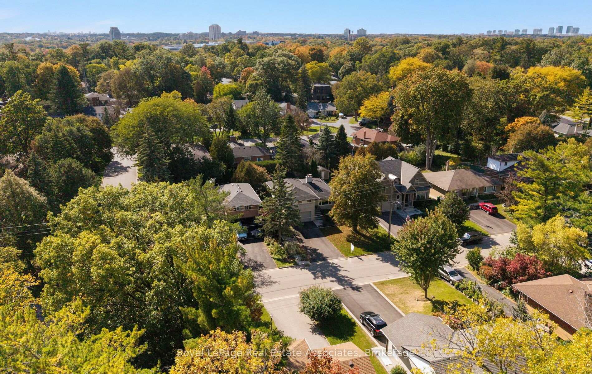 Photo 48 of 3108 O'Hagan Drive, Mississauga, Erindale — HOMEH