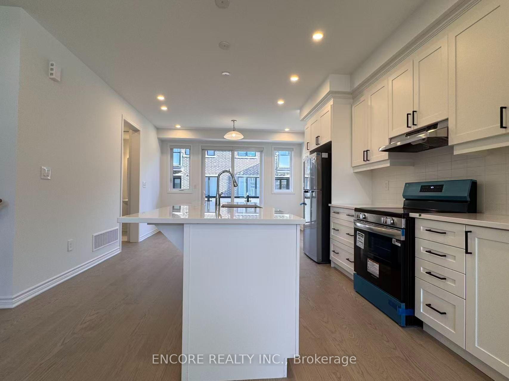 Photo 4 of 327 Stony Hill Boulevard, Markham, Rural Markham — HOMEH