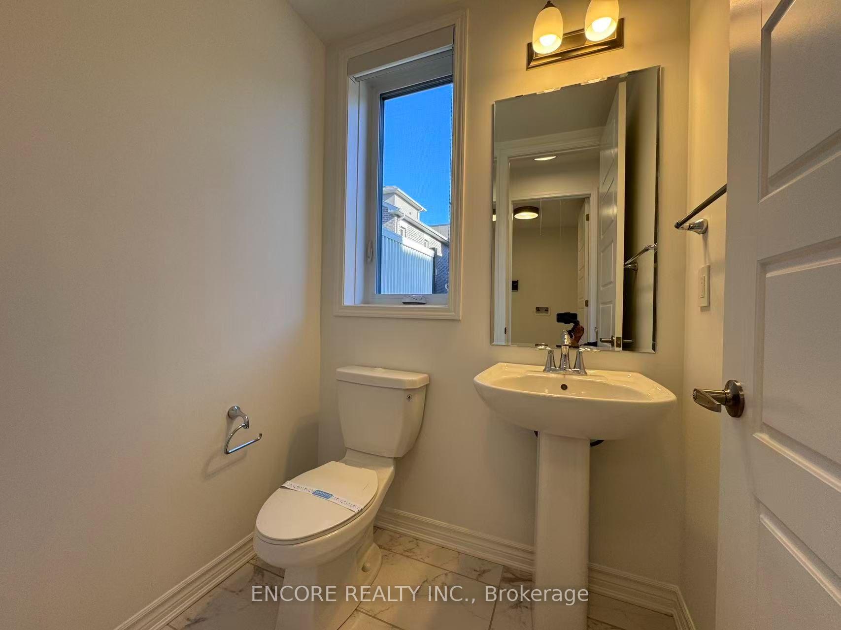 Photo 10 of 327 Stony Hill Boulevard, Markham, Rural Markham — HOMEH
