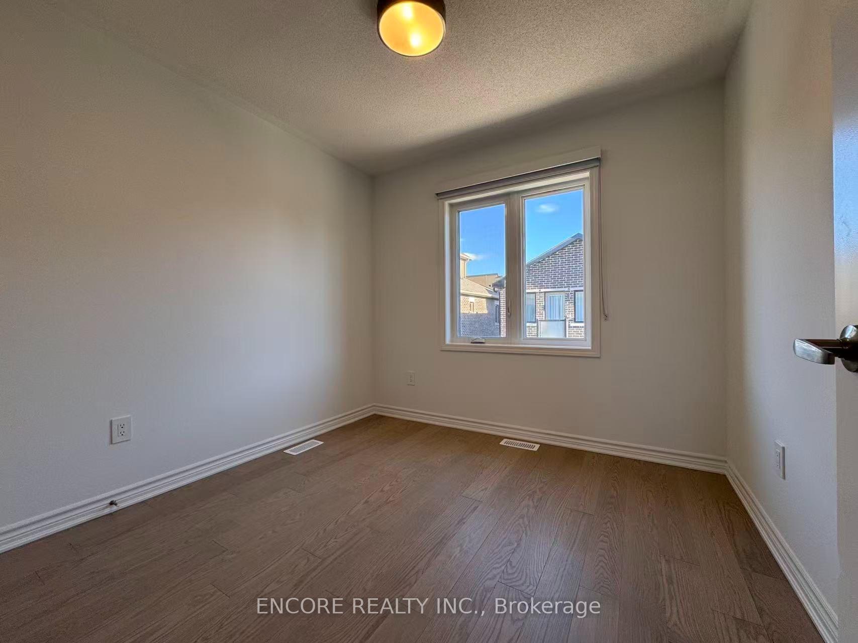 Photo 19 of 327 Stony Hill Boulevard, Markham, Rural Markham — HOMEH