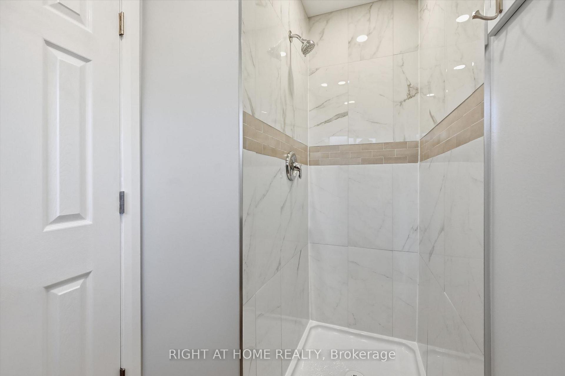 Photo 8 of Unit 159, 2050 Upper Middle Road, Burlington, Brant Hills — HOMEH
