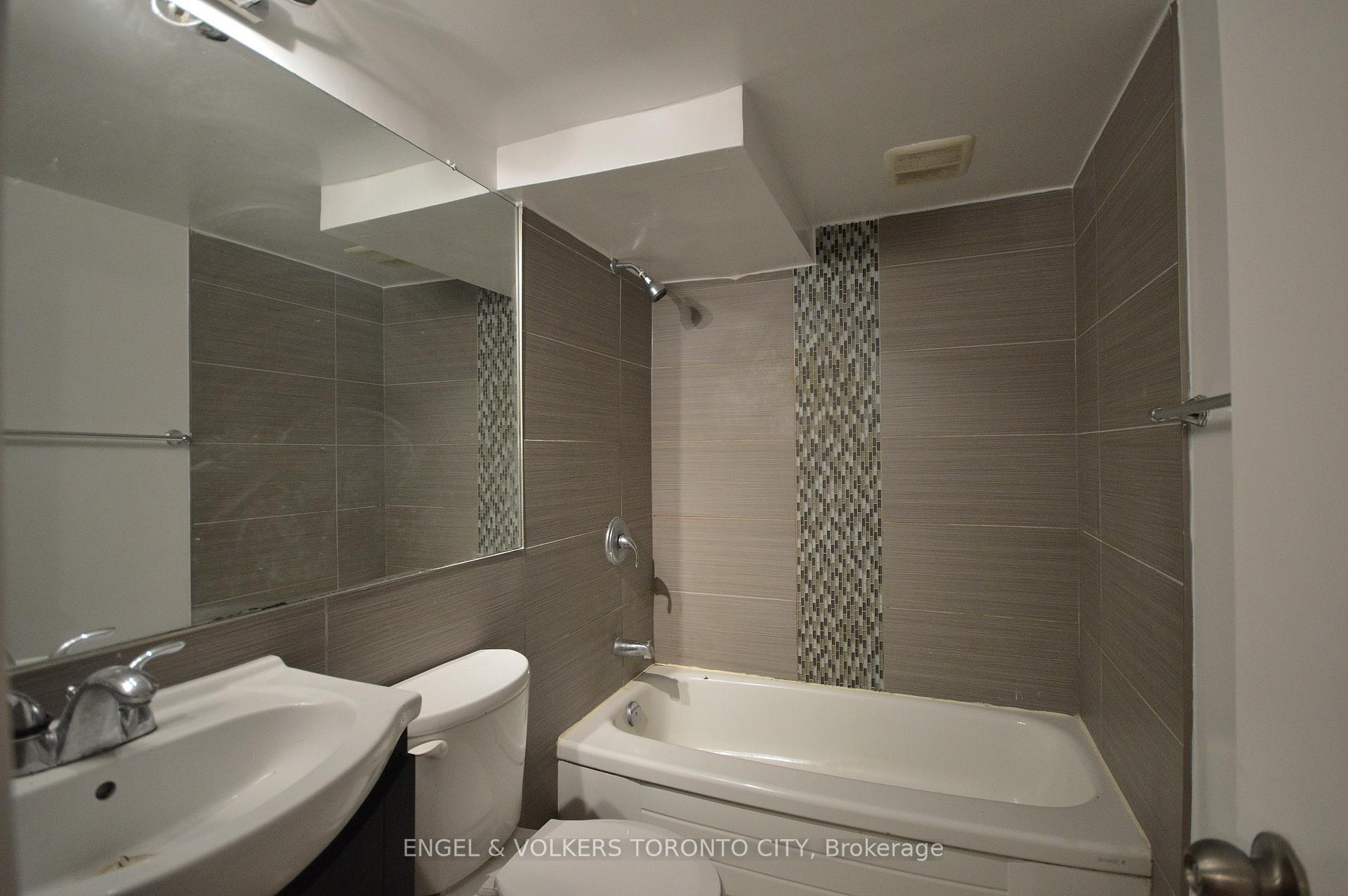 Photo 17 of Unit Basement, 1801 Dundas Street E, Toronto, Greenwood-Coxwell — HOMEH