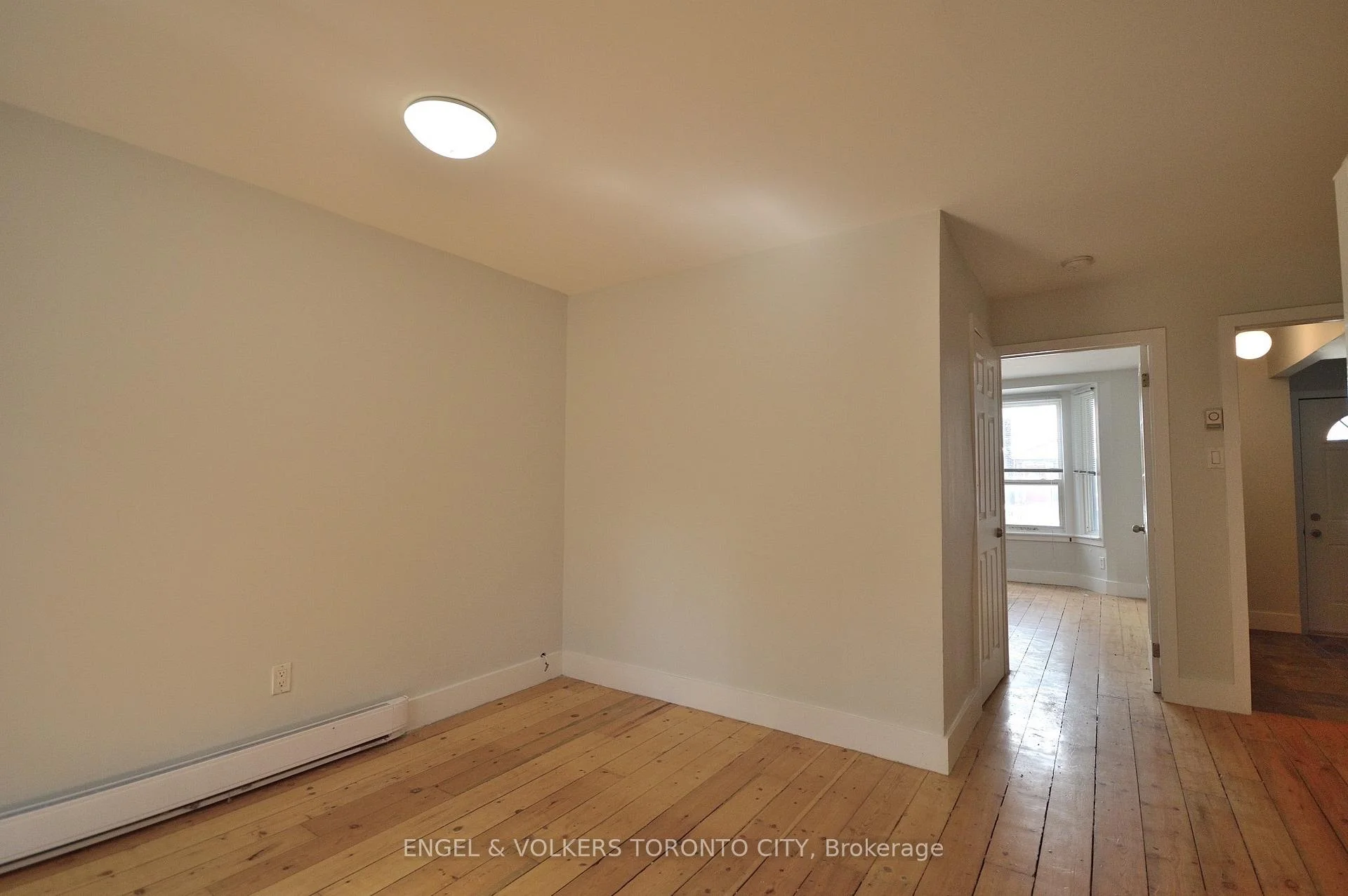 Photo 20 of Unit Basement, 1801 Dundas Street E, Toronto, Greenwood-Coxwell — HOMEH