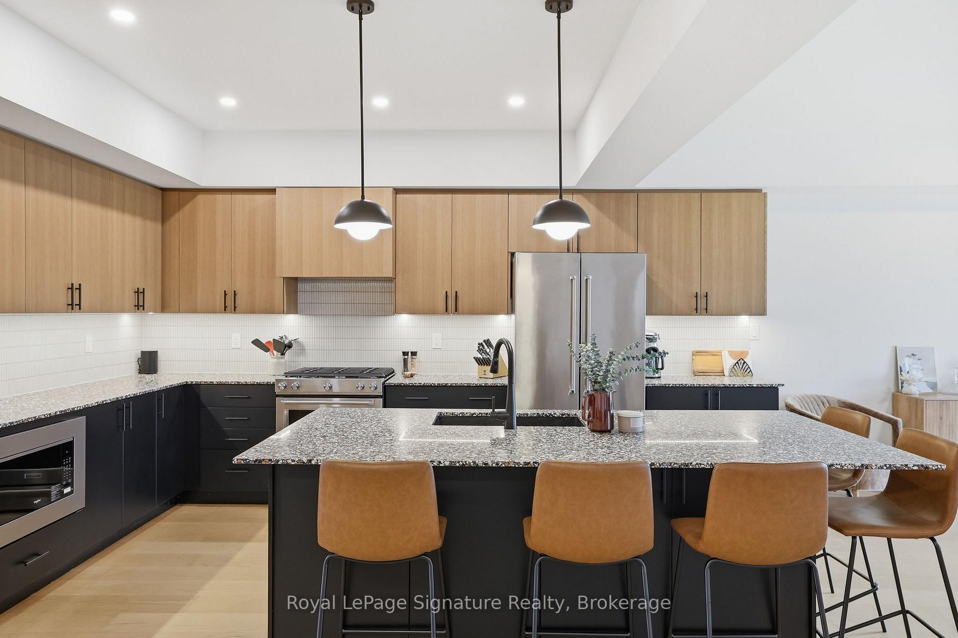 Photo 10 of 172 Equality Drive, Meaford — HOMEH