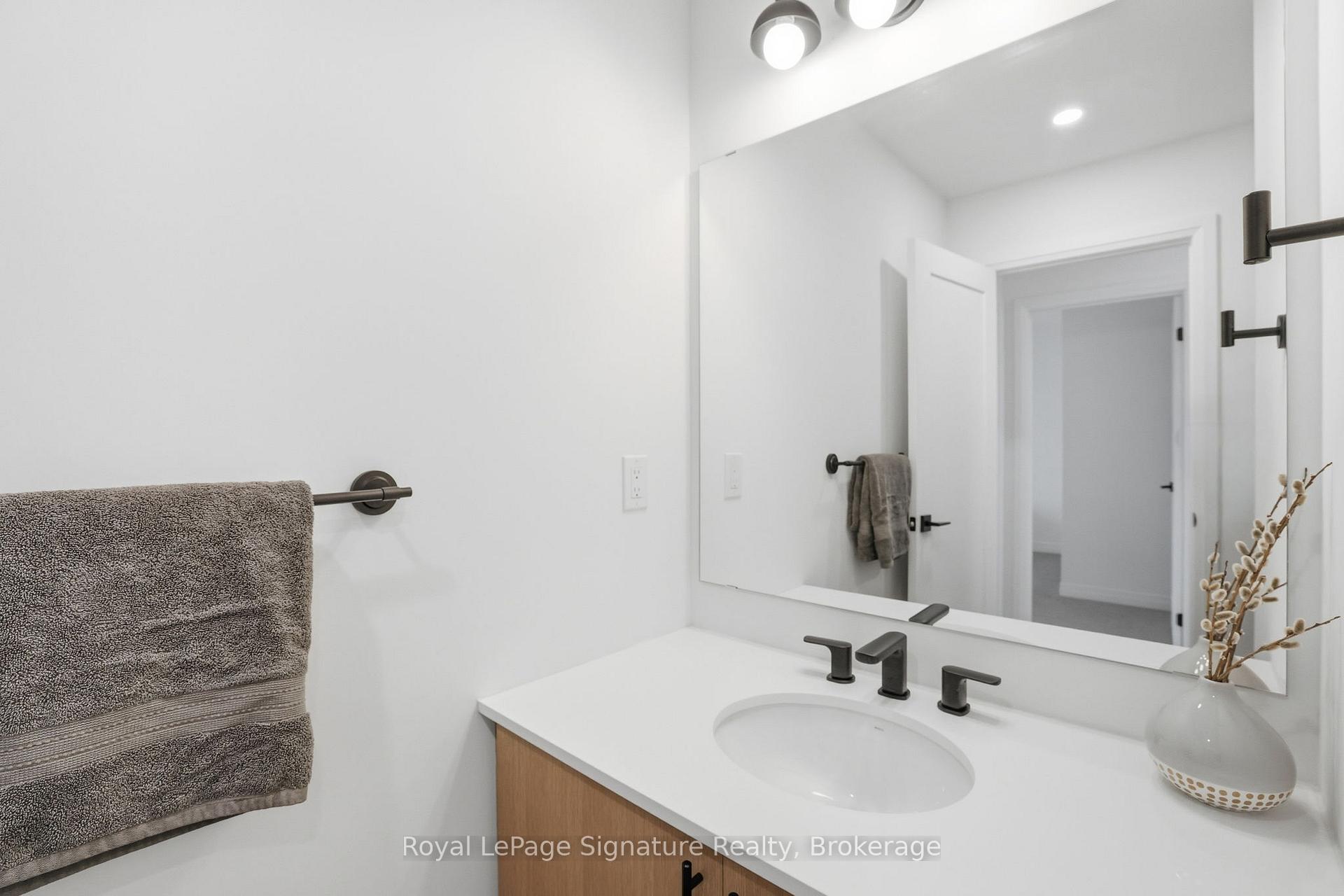 Photo 30 of 172 Equality Drive, Meaford — HOMEH