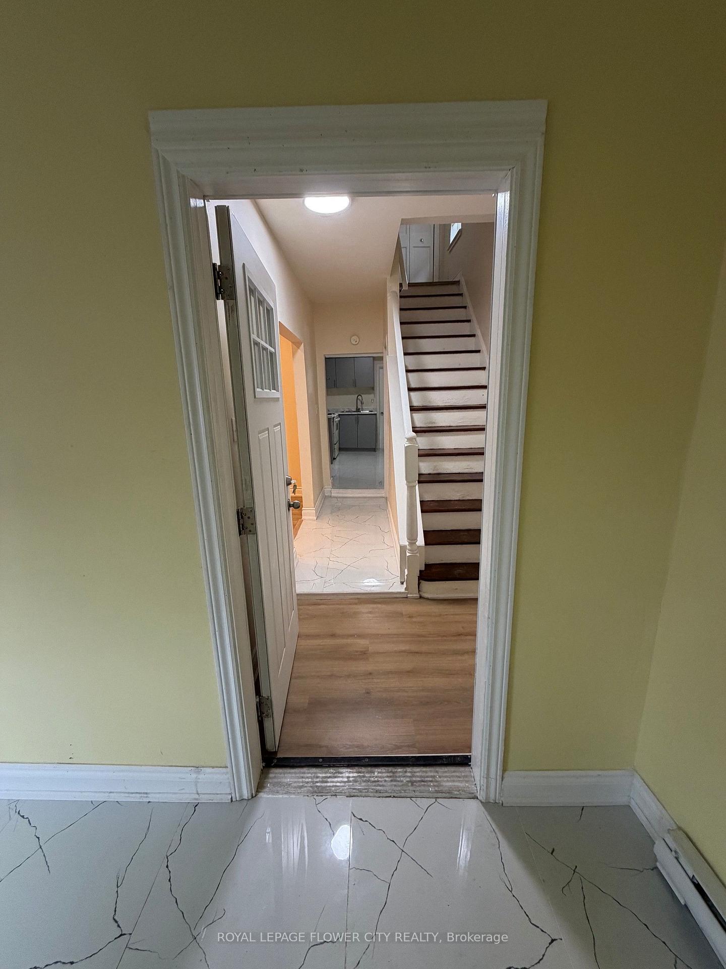 Photo 2 of 36 St Georges Avenue E, Sault Ste Marie, Steelton — HOMEH
