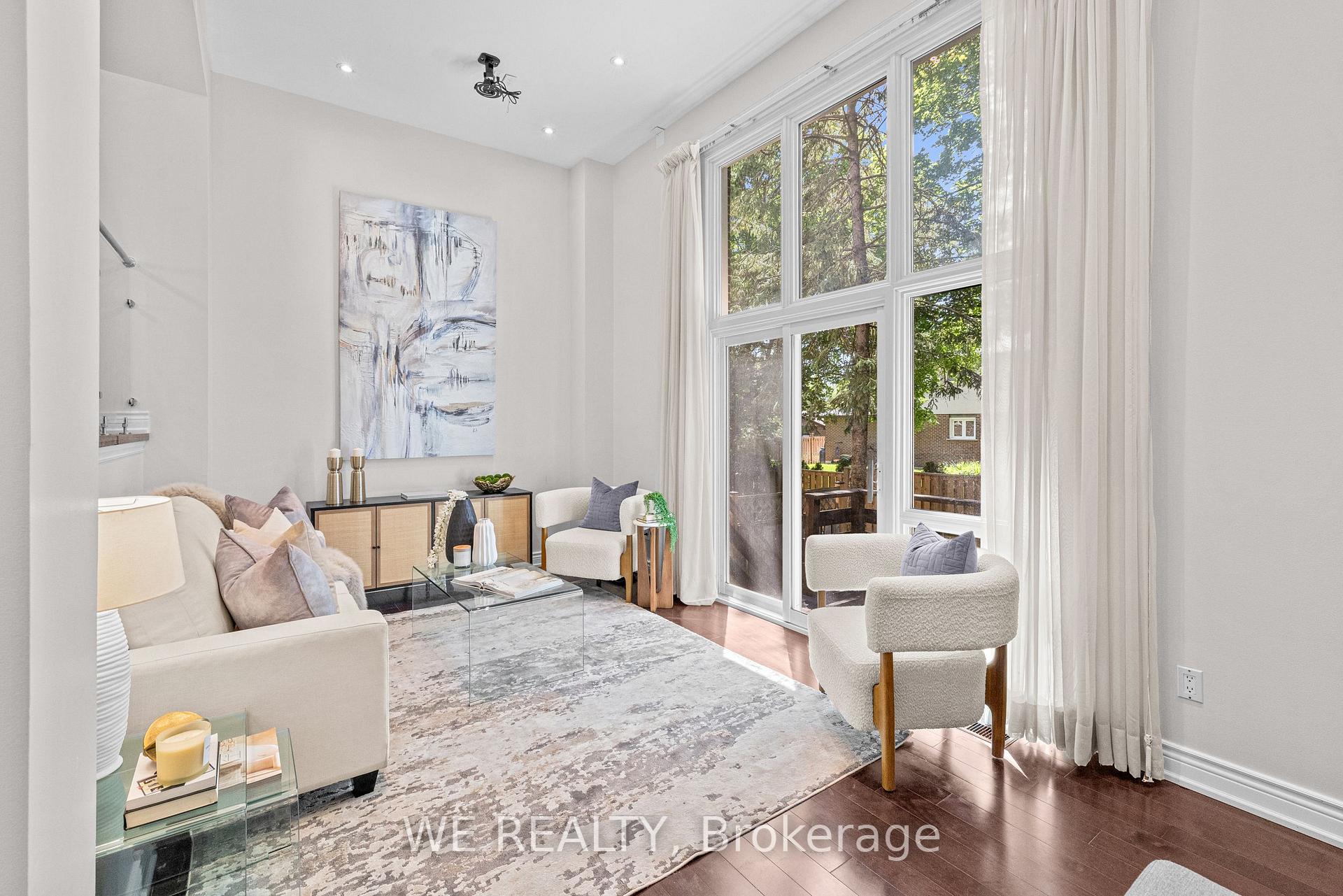 Photo 2 of 11 Stonedale Placeway, North York, Banbury-Don Mills — HOMEH