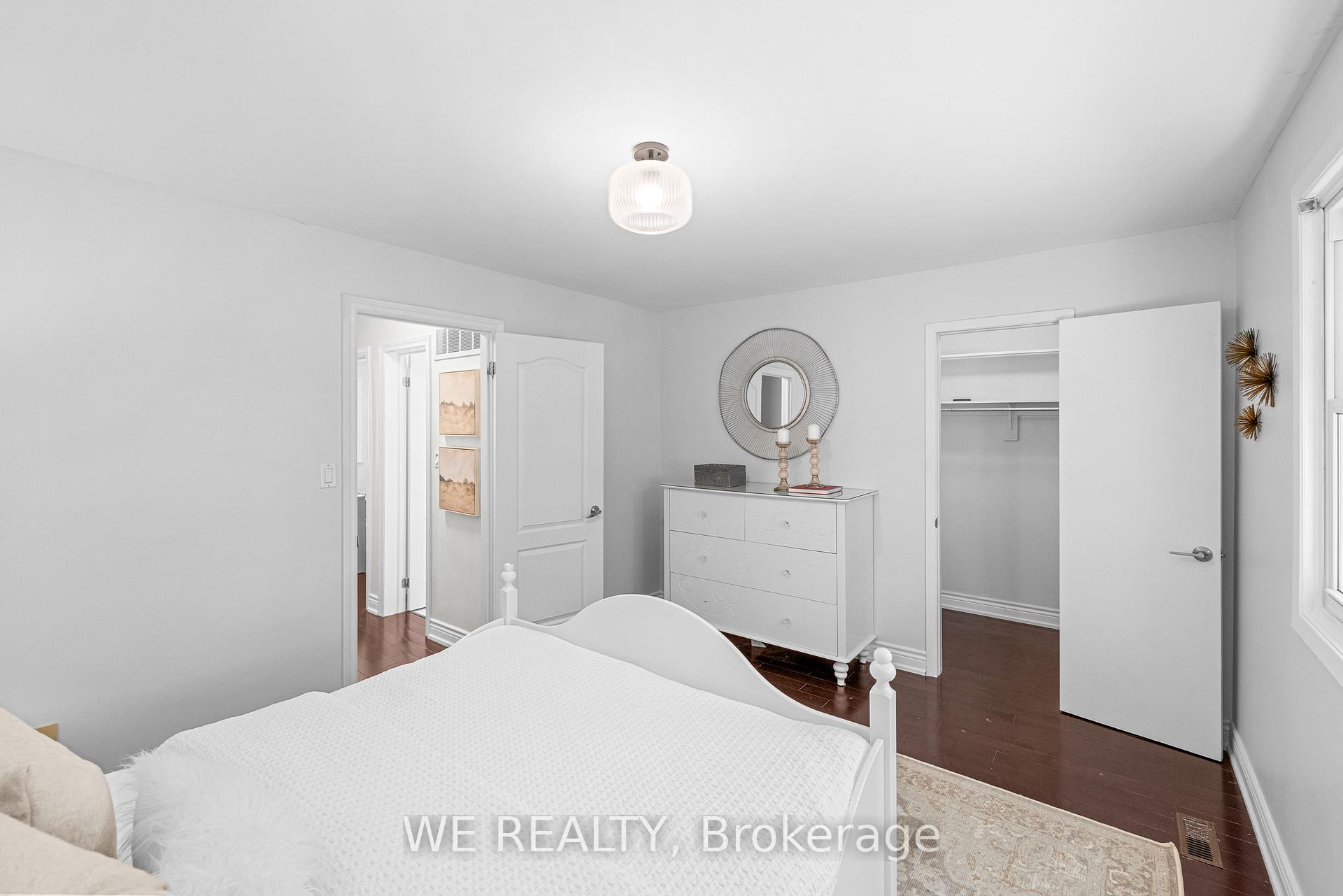 Photo 18 of 11 Stonedale Placeway, North York, Banbury-Don Mills — HOMEH