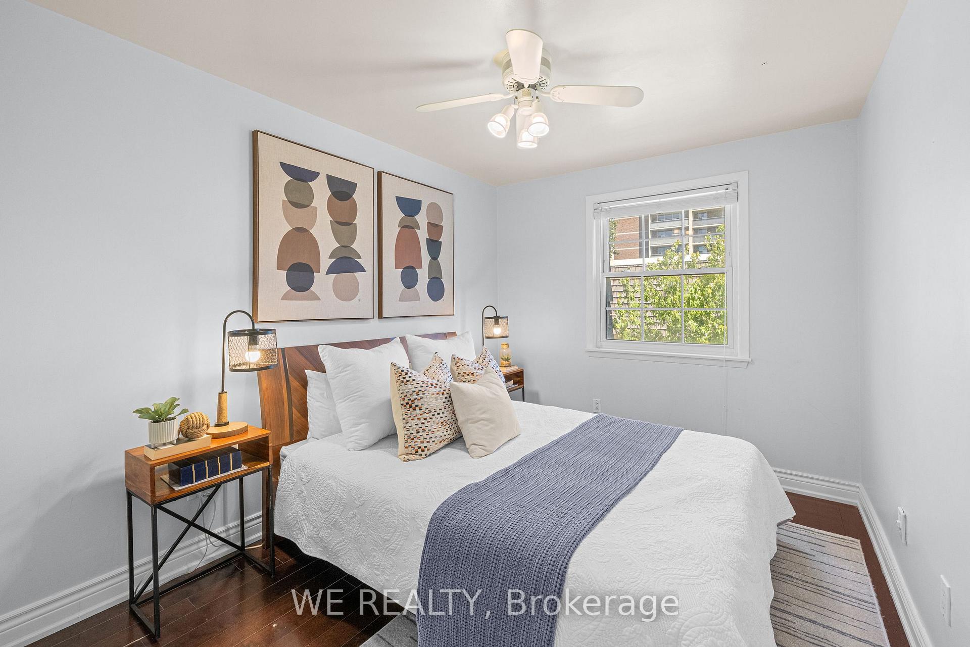 Photo 21 of 11 Stonedale Placeway, North York, Banbury-Don Mills — HOMEH