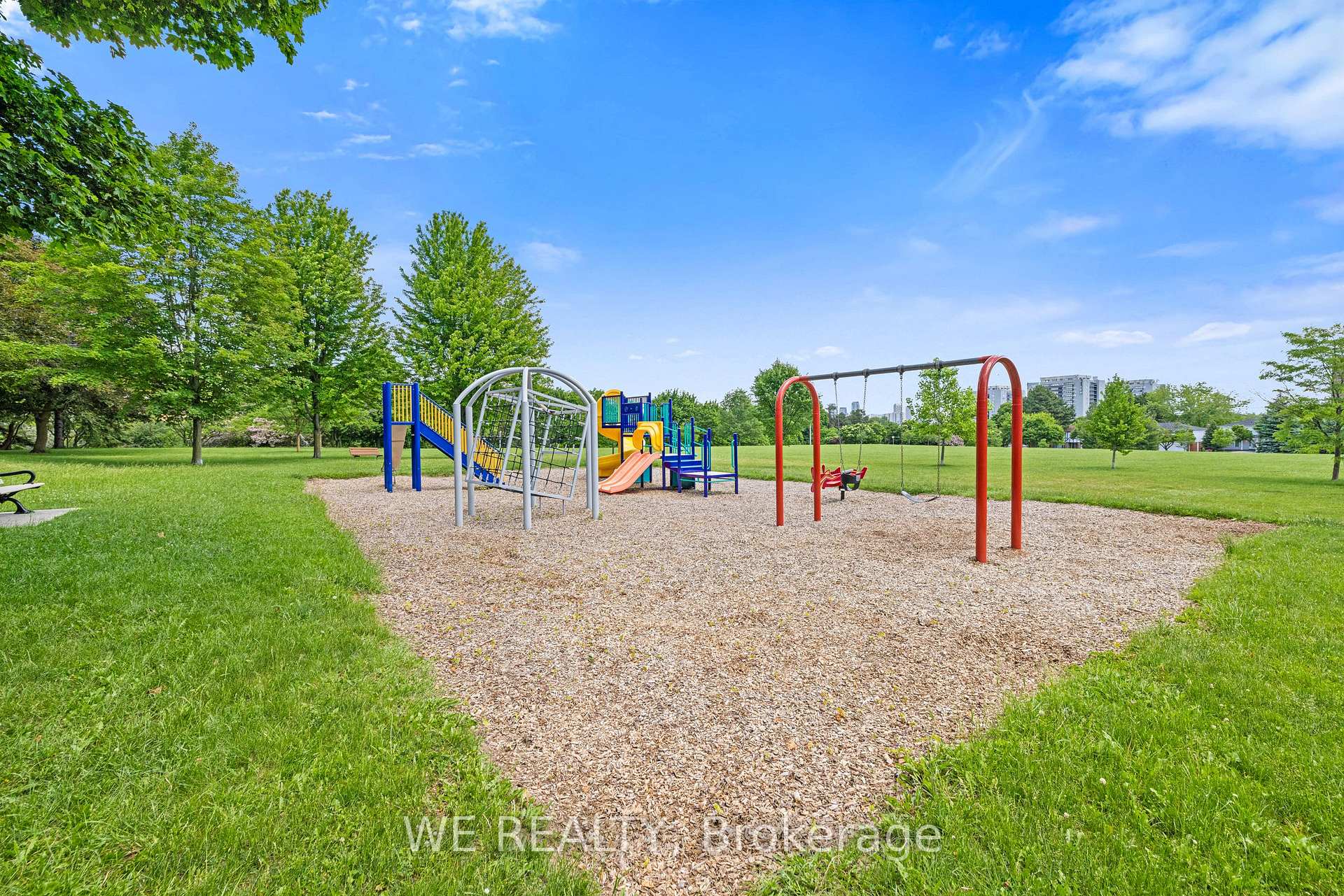 Photo 35 of 11 Stonedale Placeway, North York, Banbury-Don Mills — HOMEH