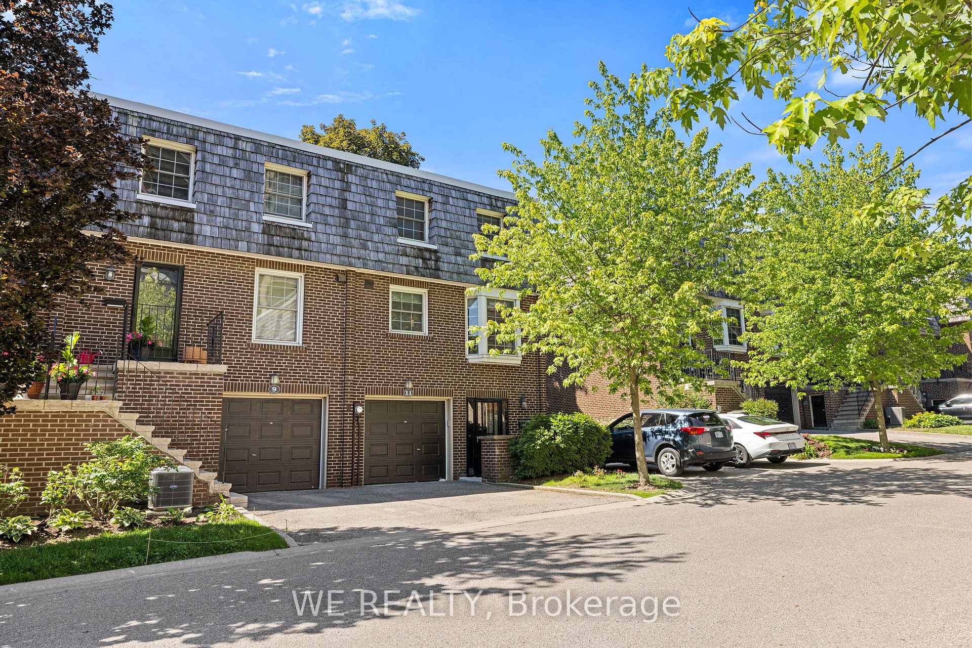 Photo 39 of 11 Stonedale Placeway, North York, Banbury-Don Mills — HOMEH