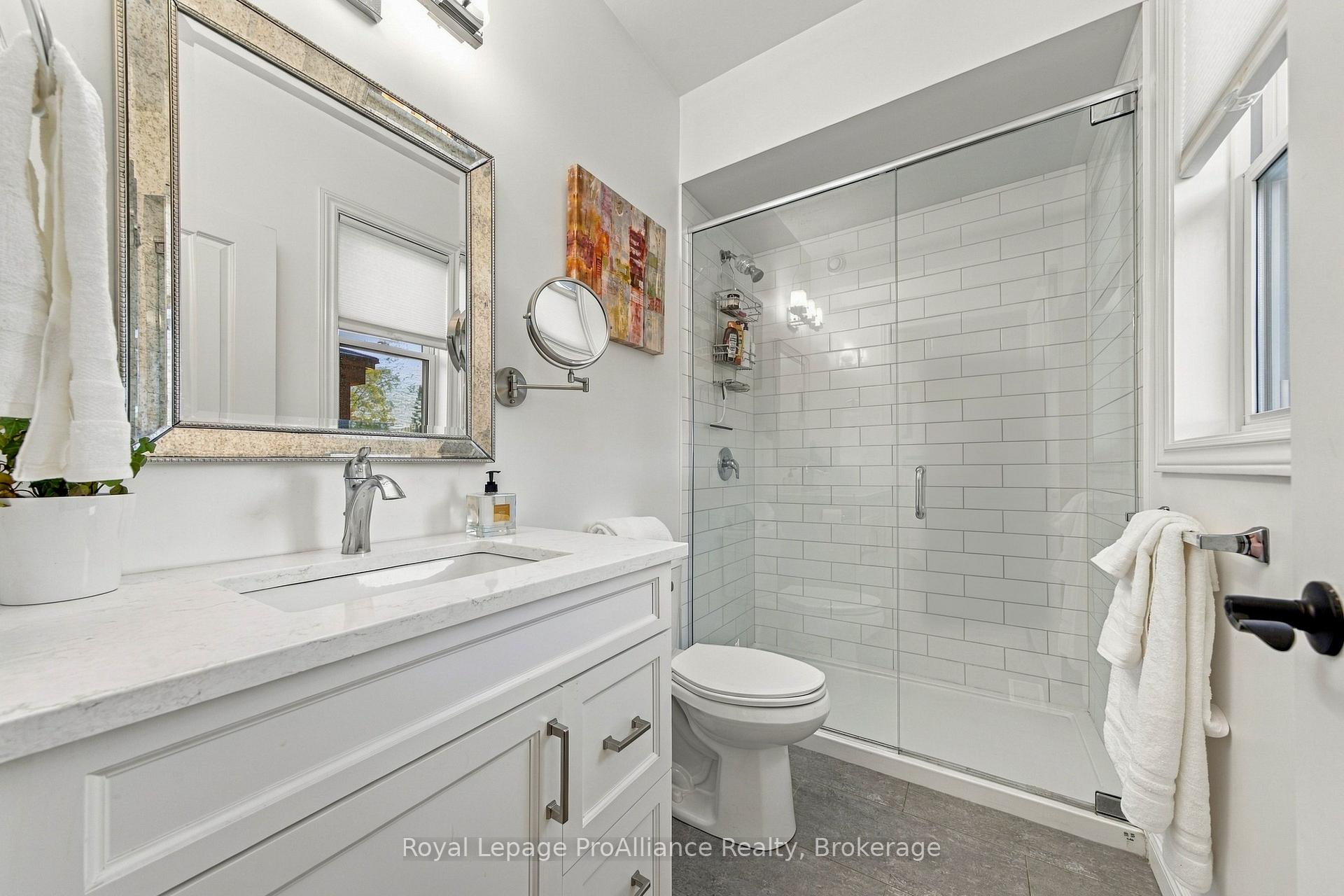 Photo 31 of 28 Aberdeen Street W, Stirling-Rawdon, Stirling Ward — HOMEH