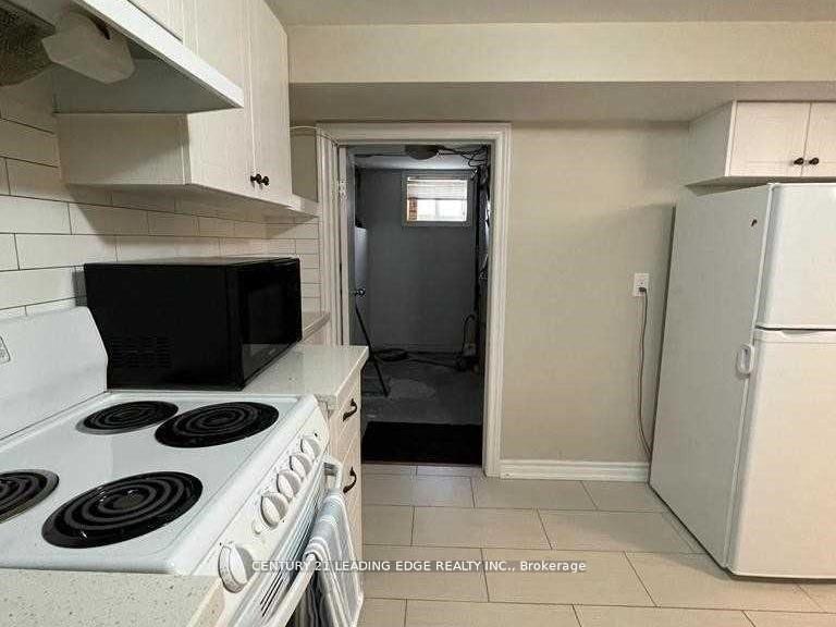 Photo 5 of Unit Bsmt, 27 Ionview Drive, Scarborough, Ionview — HOMEH