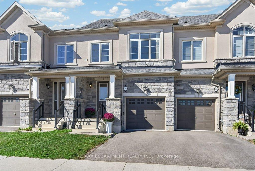 Photo 3 of 347 Raymond Road, Hamilton, Meadowlands — HOMEH