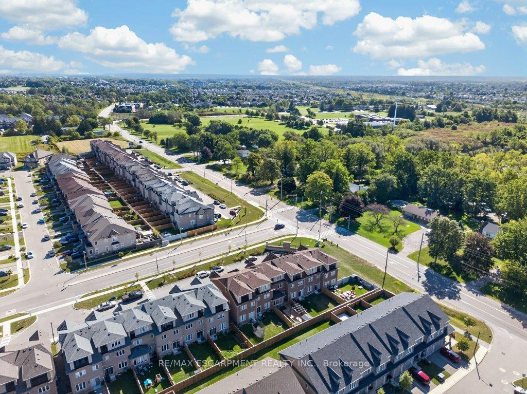 Photo 45 of 347 Raymond Road, Hamilton, Meadowlands — HOMEH