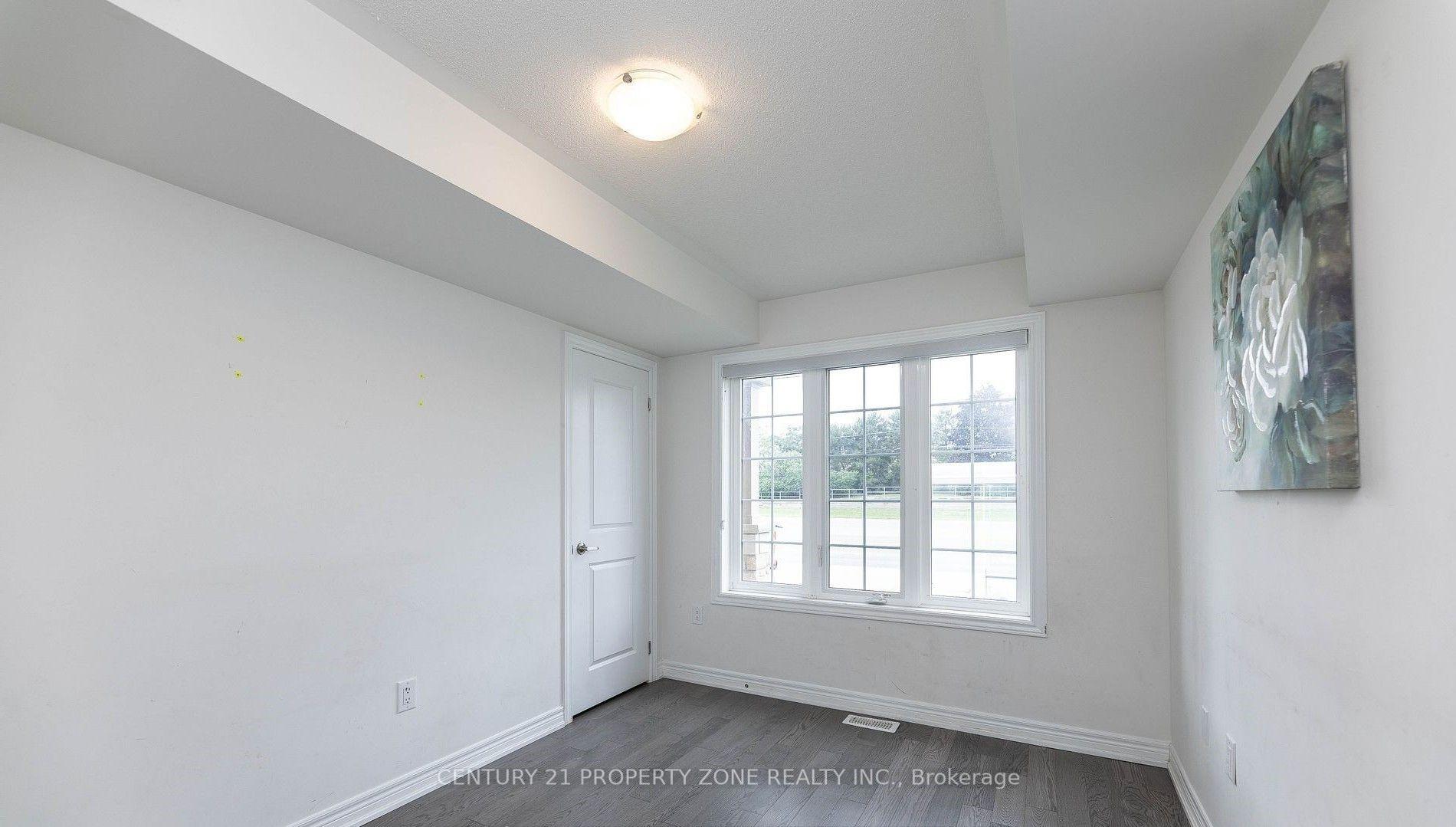 Photo 7 of 39 Hashmi Place, Brampton, Credit Valley — HOMEH