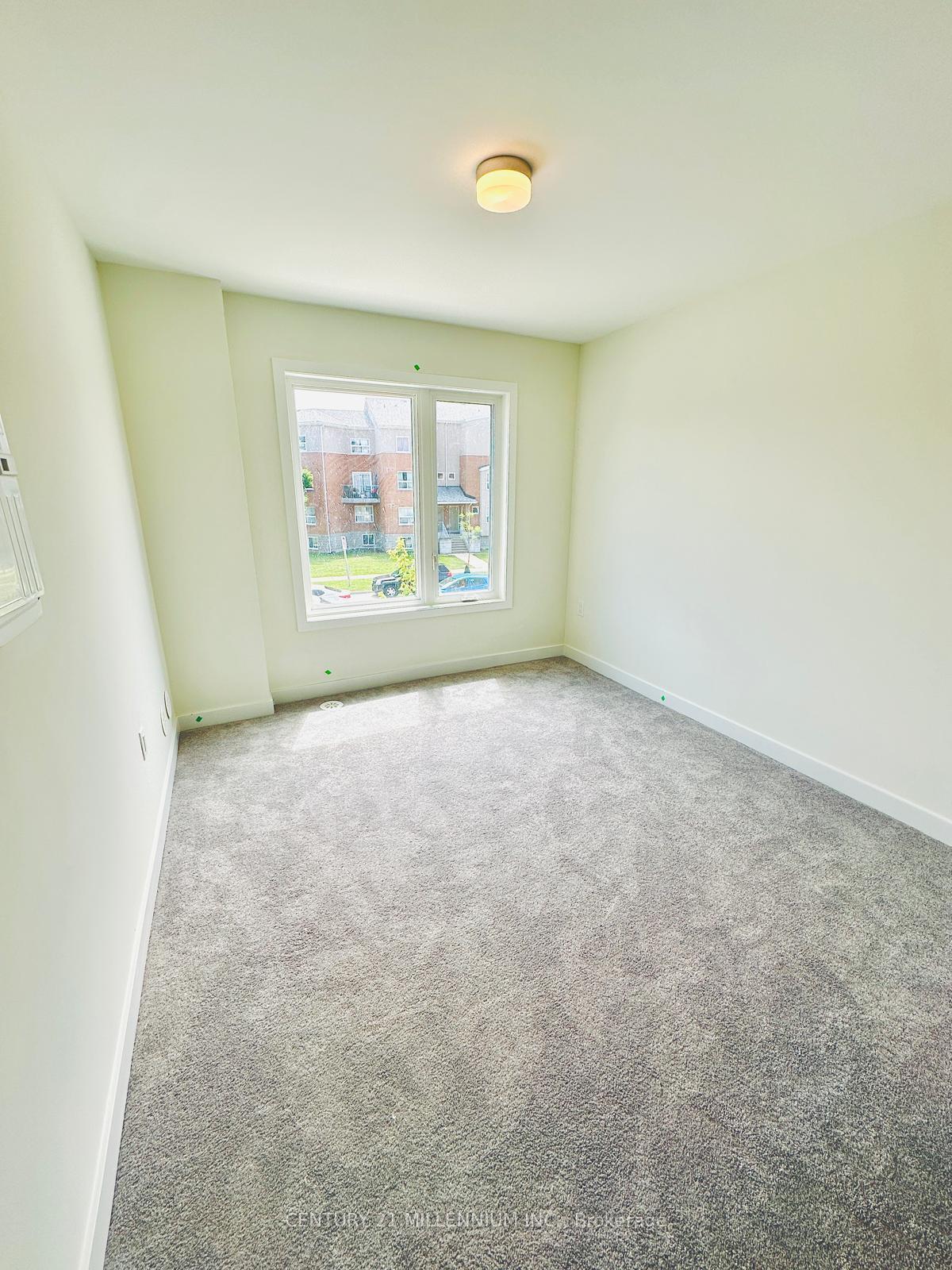 Photo 4 of Unit 23, 3538 Colonial Drive, Mississauga, Erin Mills — HOMEH
