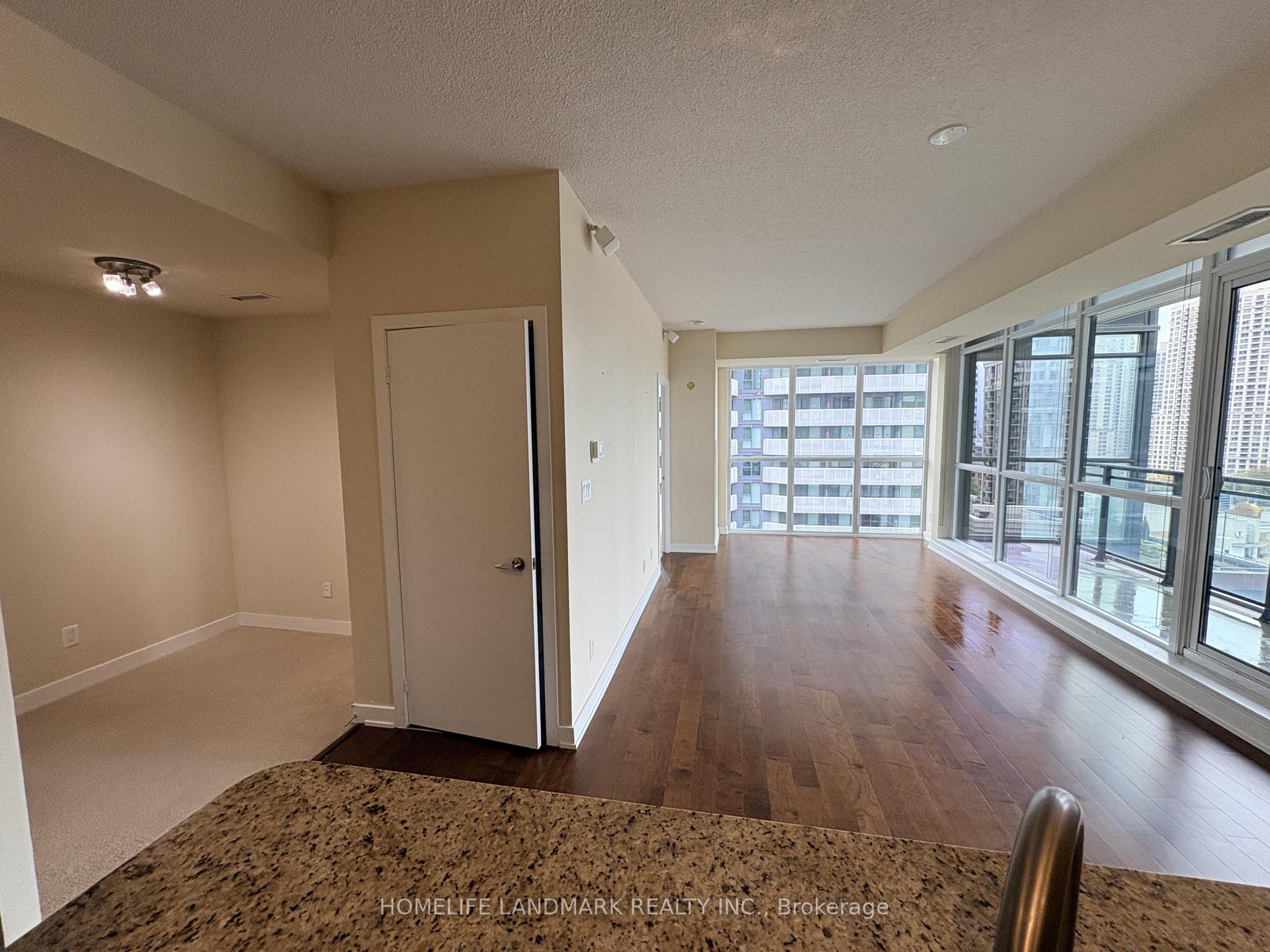 Photo 5 of Unit 1002, 4070 Confederation Parkway, Mississauga, City Centre — HOMEH