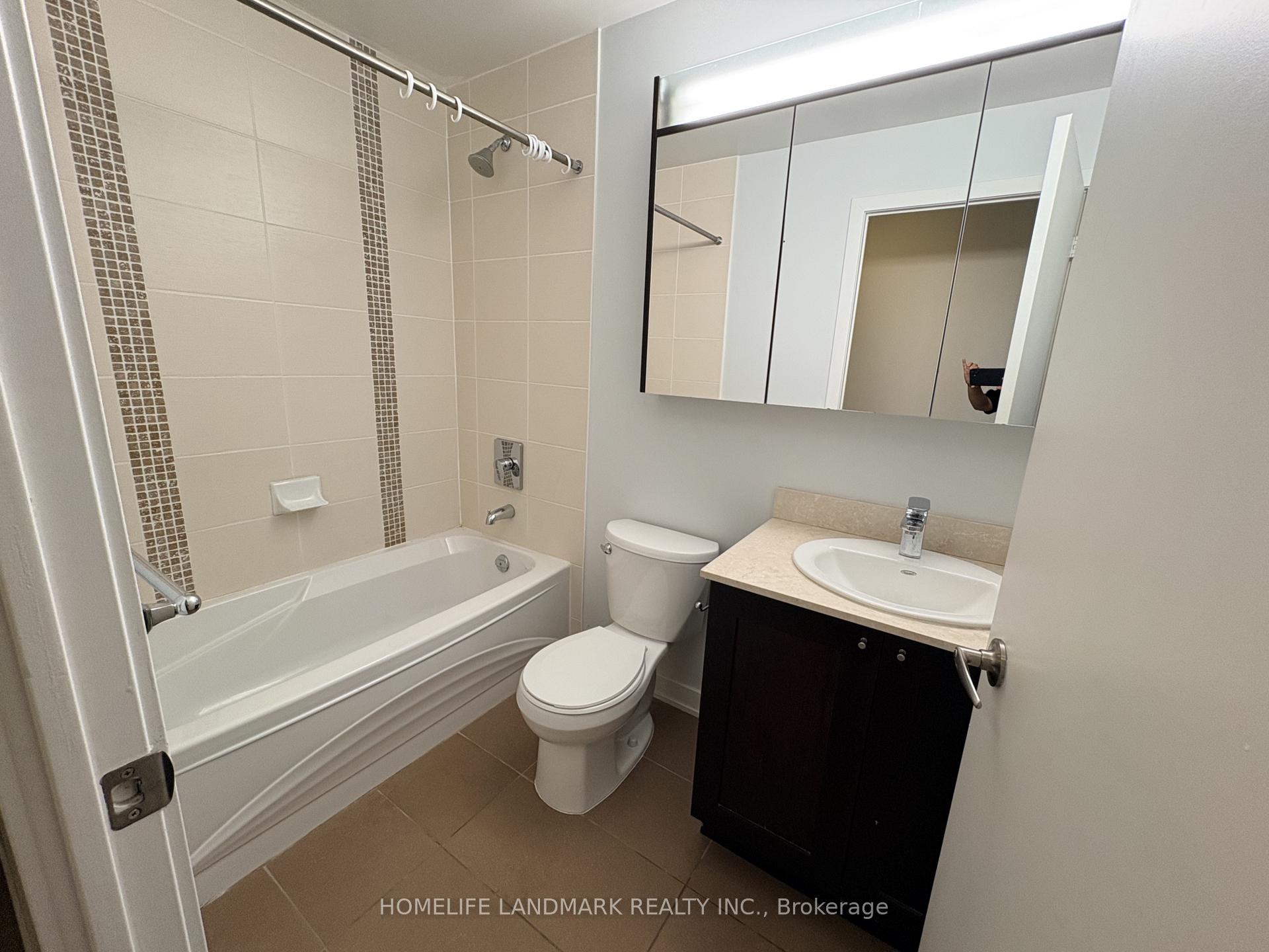 Photo 12 of Unit 1002, 4070 Confederation Parkway, Mississauga, City Centre — HOMEH