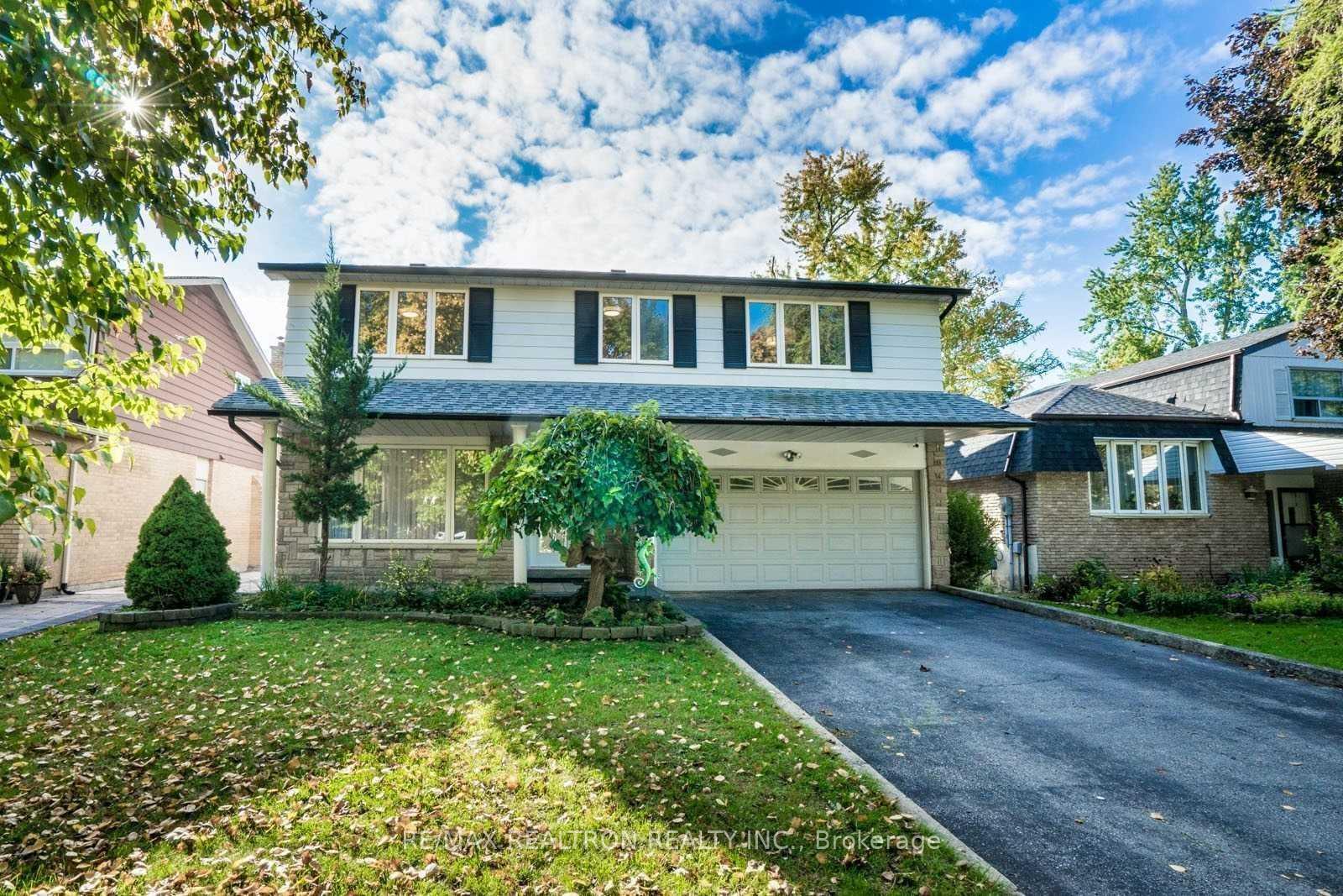 Photo 21 of 21 Ferrah Street, Markham, Unionville — HOMEH