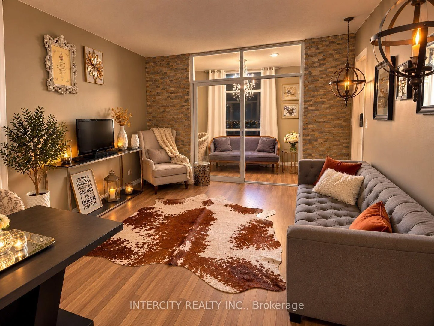 Photo 7 of Unit 1204, 9235 Jane Street, Vaughan, Maple — HOMEH