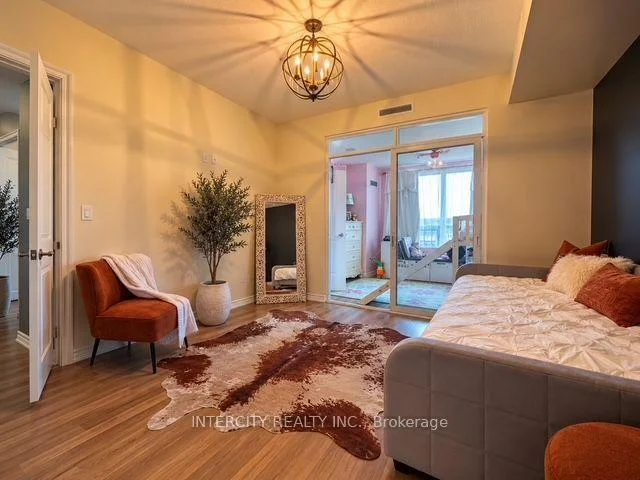 Photo 15 of Unit 1204, 9235 Jane Street, Vaughan, Maple — HOMEH